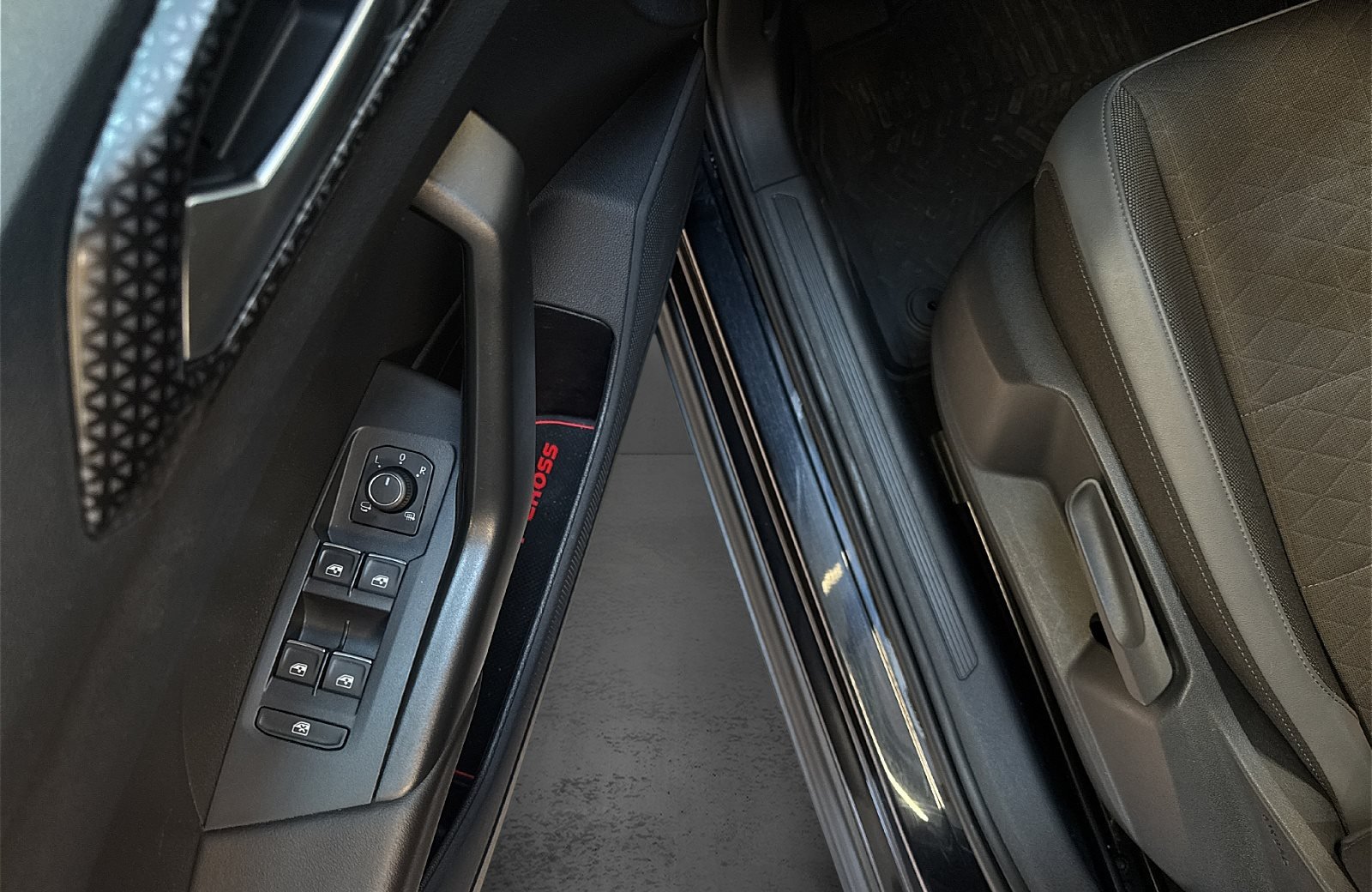 T-Cross 1.0 TSI Style DSG AHK ACC LED RFK ACC LM