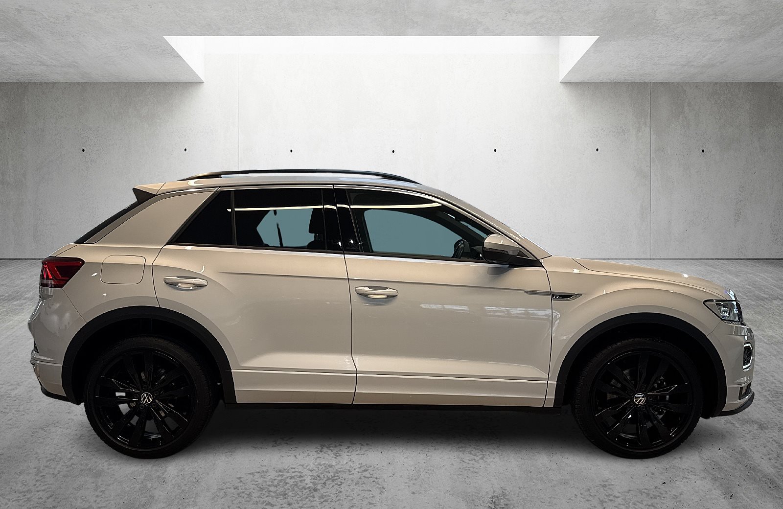 T-Roc 1.5 TSI Sport DSG AHK LED Navi RFK ACC ACC