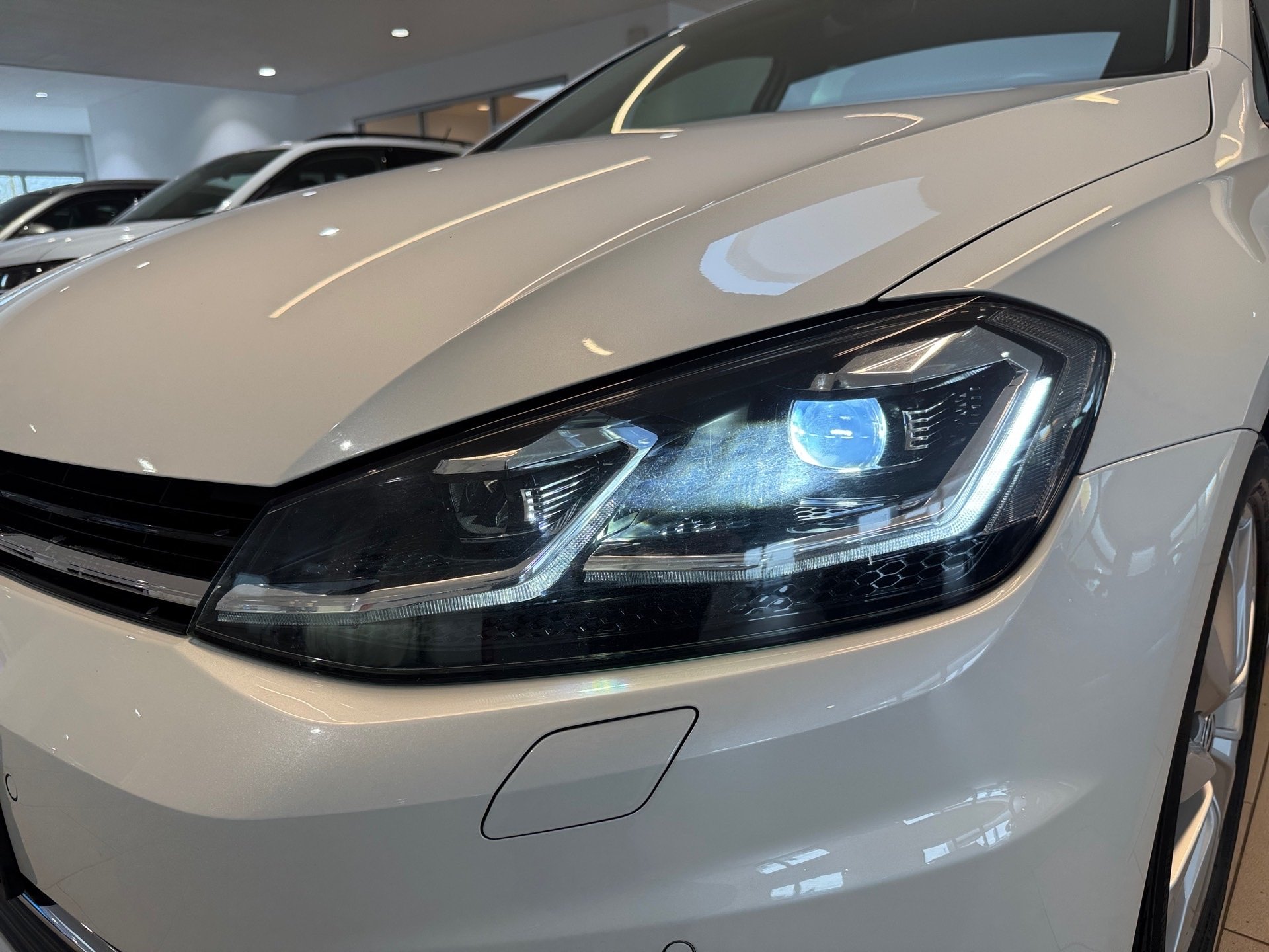 Golf VII 1.6 TDI Join DSG AHK ACC LED Navi ACC