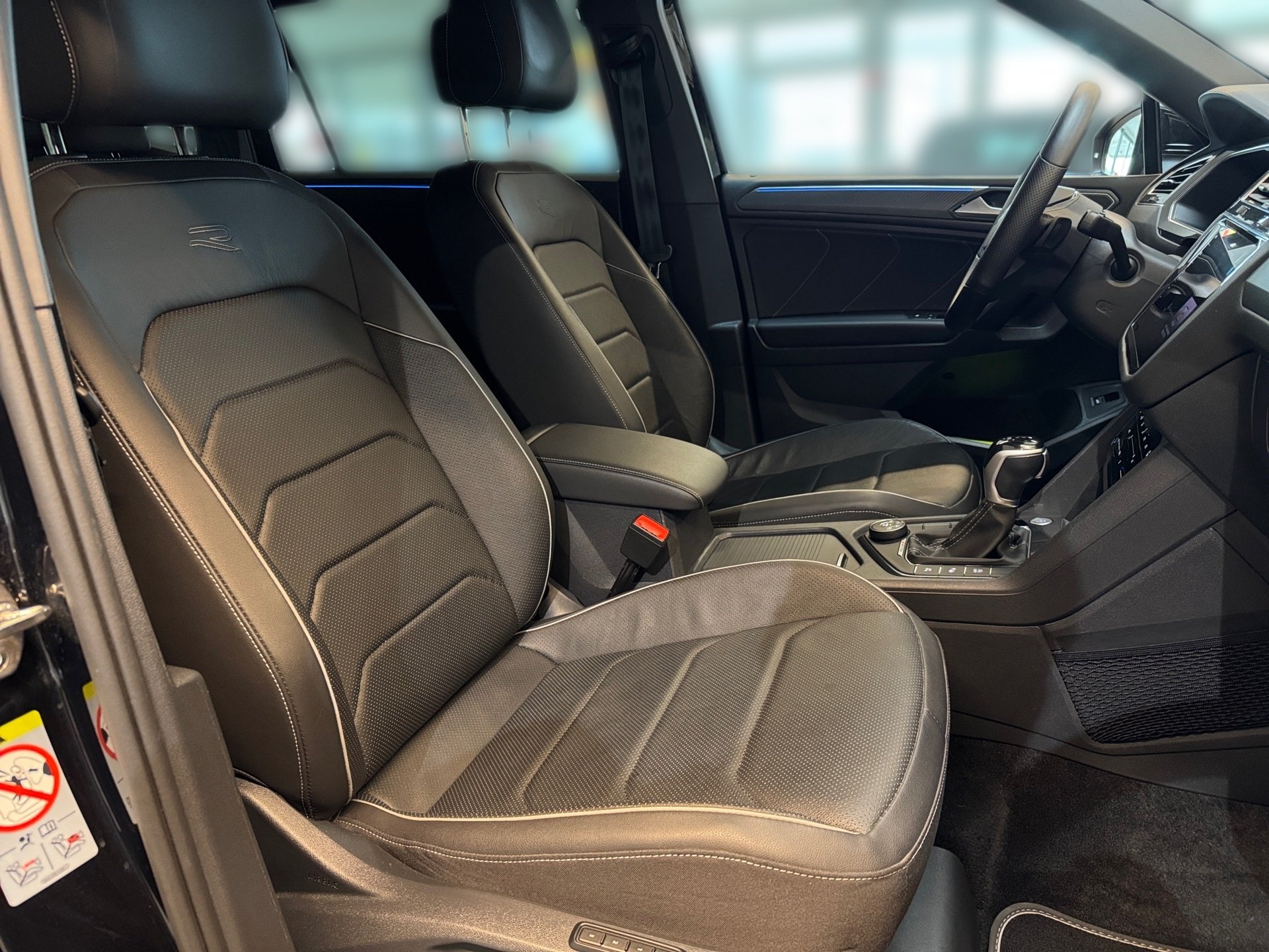 Tiguan Allspace 2.0 TDI R-Line 4M Stand.hz. AHK RFK IQ.Light