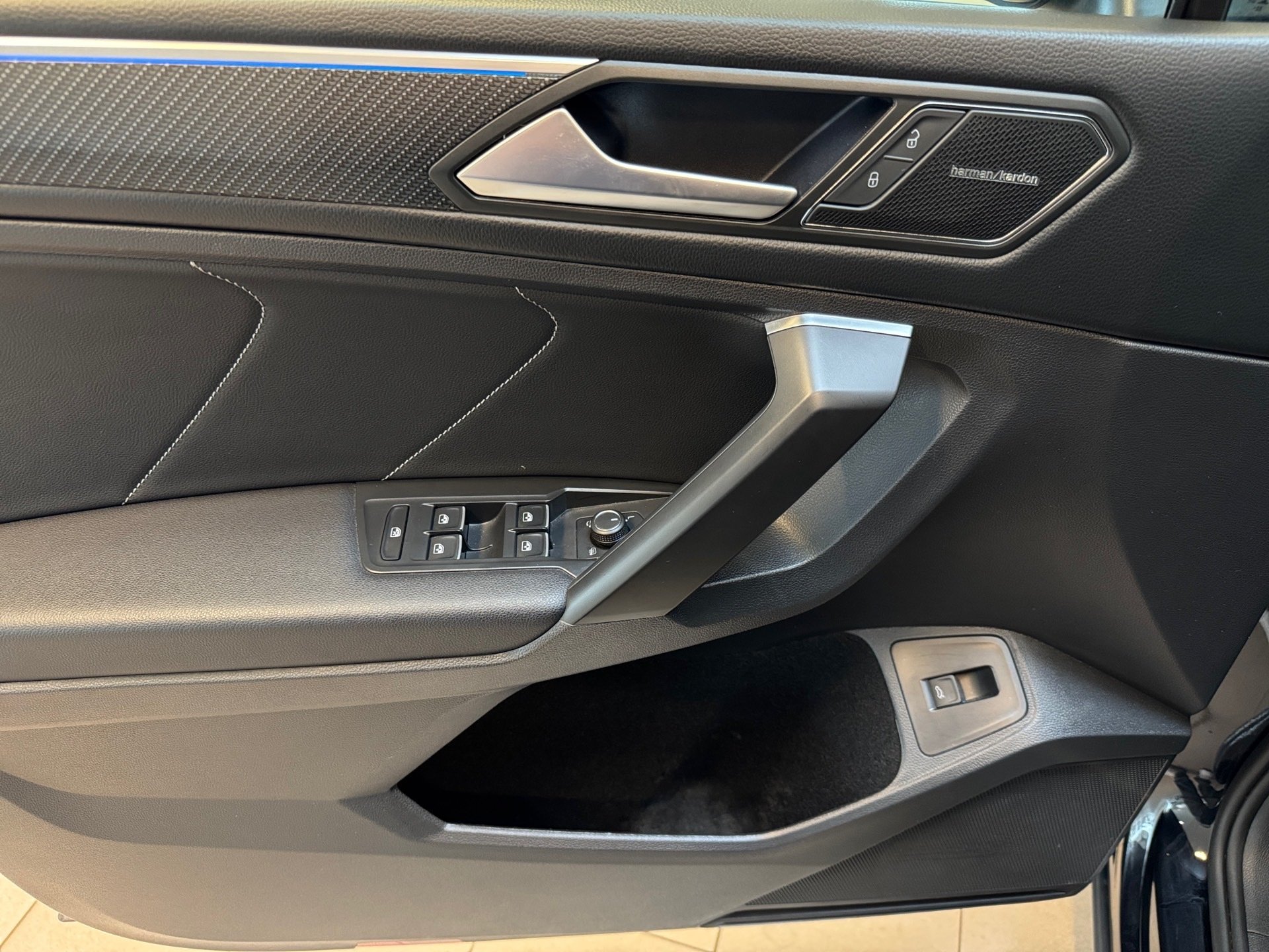 Tiguan Allspace 2.0 TDI R-Line 4M Stand.hz. AHK RFK IQ.Light