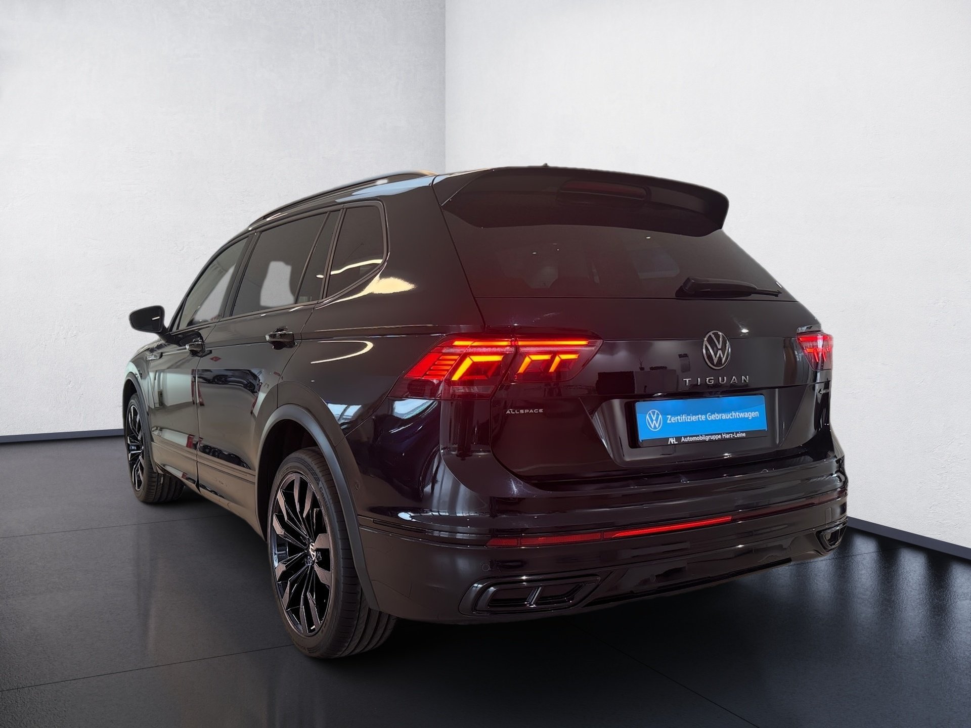 Tiguan Allspace 2.0 TDI R-Line 4M Stand.hz. AHK RFK IQ.Light