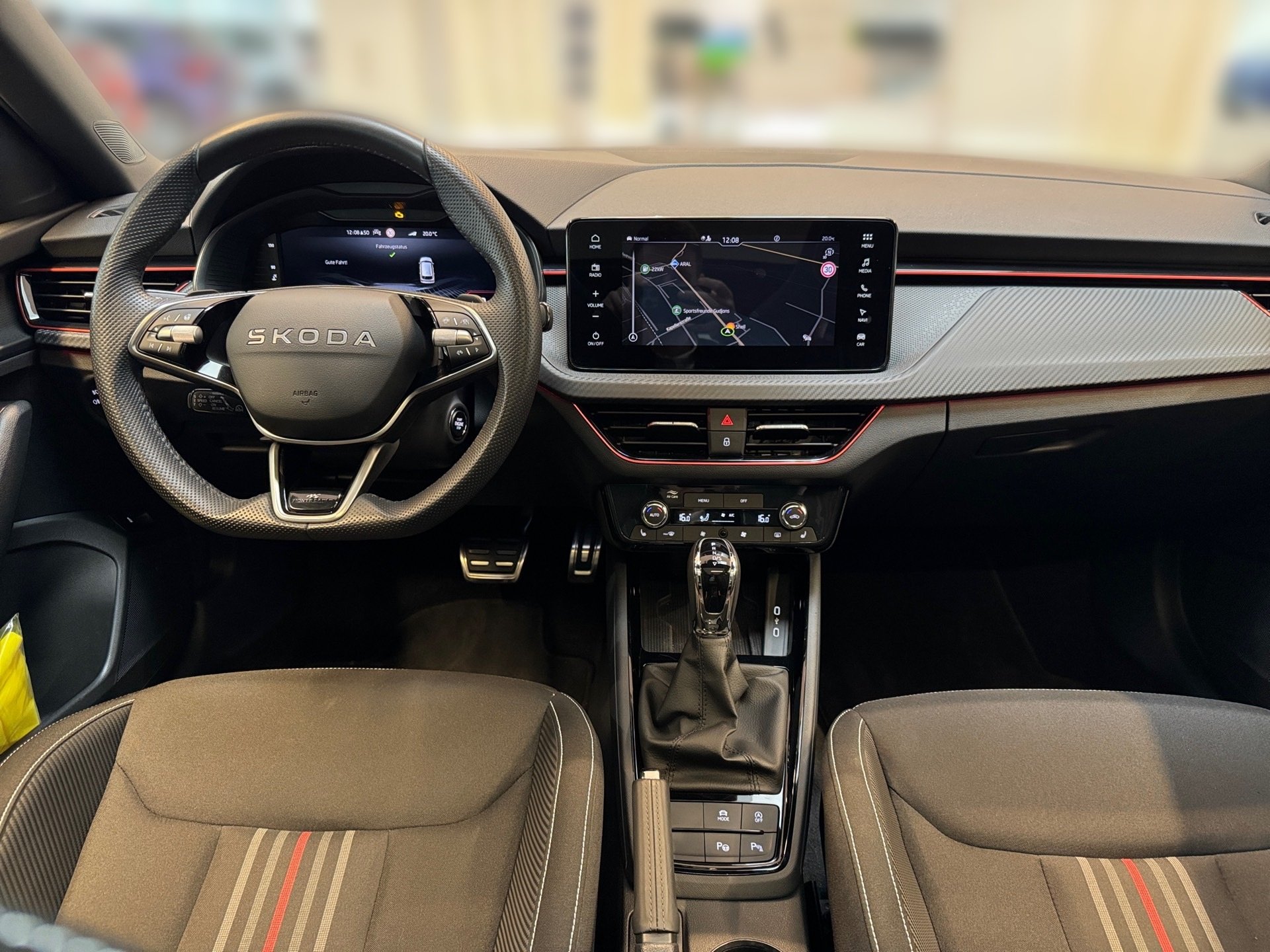 Kamiq 1.5 TSI Monte Carlo DSG AHK RFK Navi LED