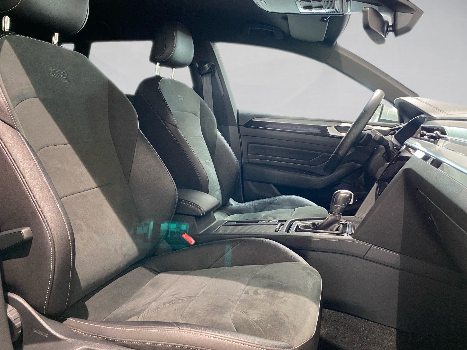 Arteon Shootingbrake 2.0 TDI R-Line IQ.Light Navi RFK ACC