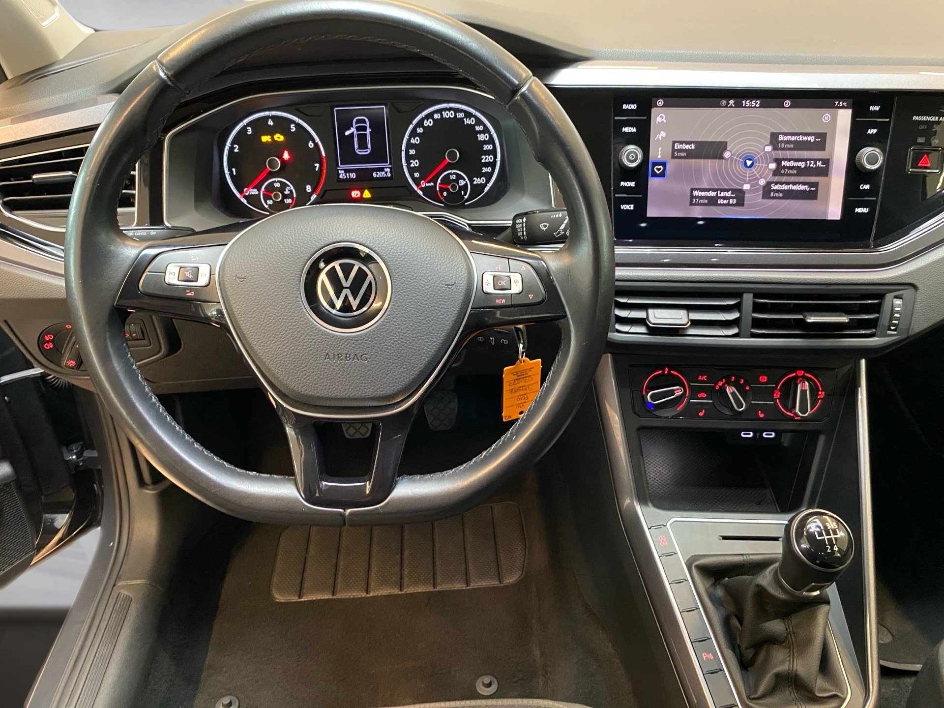 Polo 1.0 TSI Highline GRA Navi SHZ Navi PDC SHZ