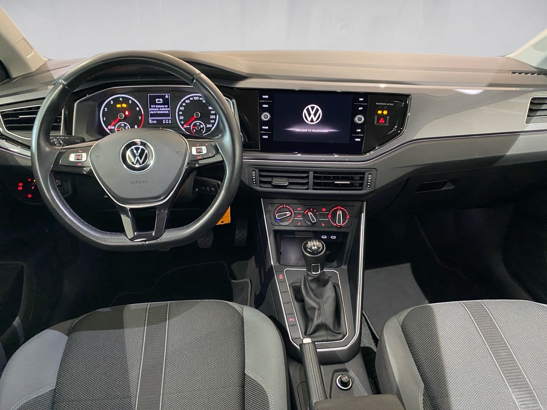 Polo 1.0 TSI Highline GRA Navi SHZ Navi PDC SHZ