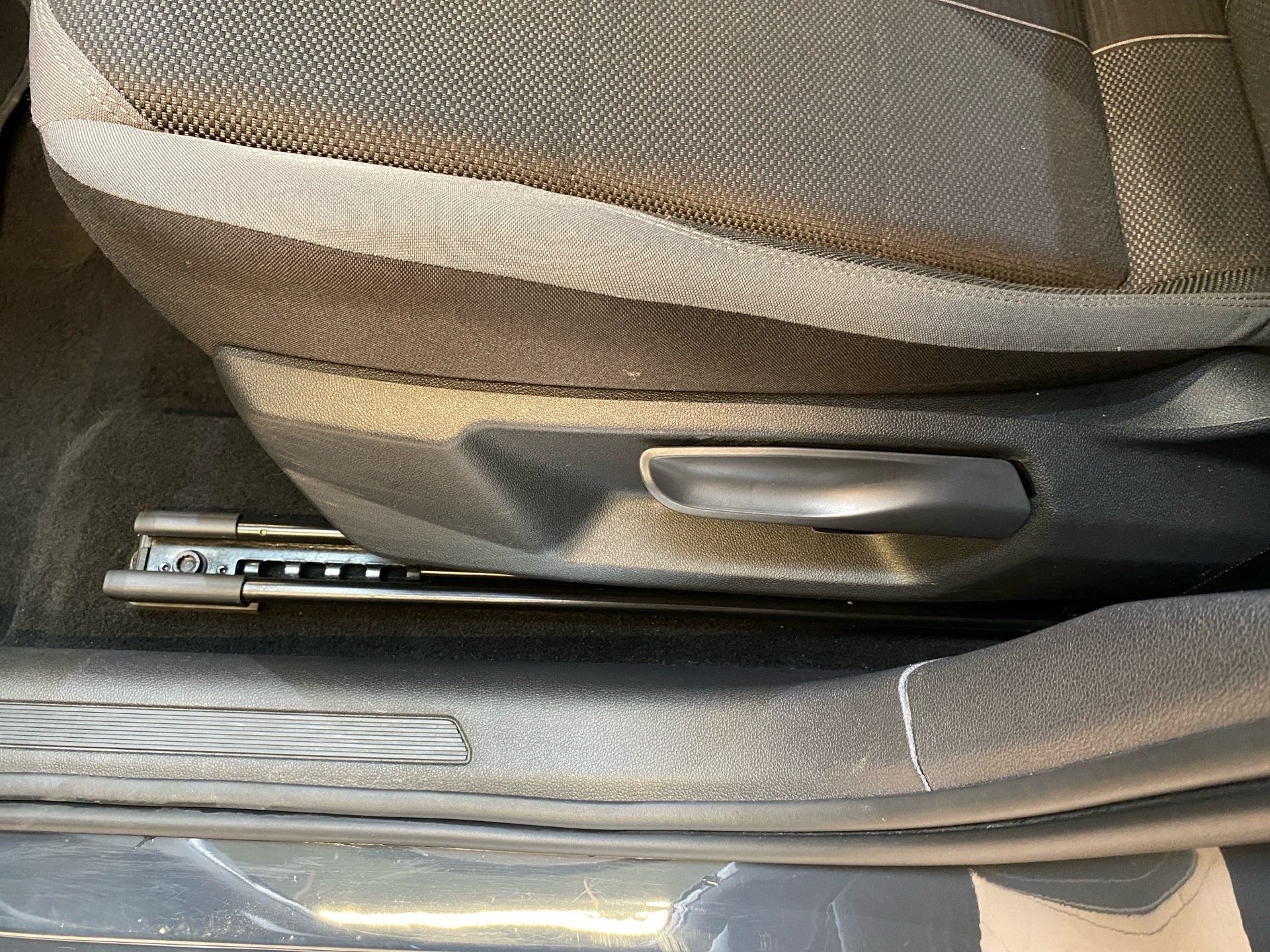 Polo 1.0 TSI Highline GRA Navi SHZ Navi PDC SHZ