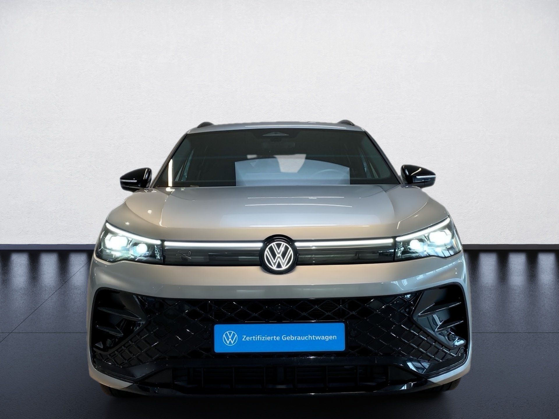 Tiguan 2.0 TDI R-Line BlackStyle DSG IQ.Light RFK
