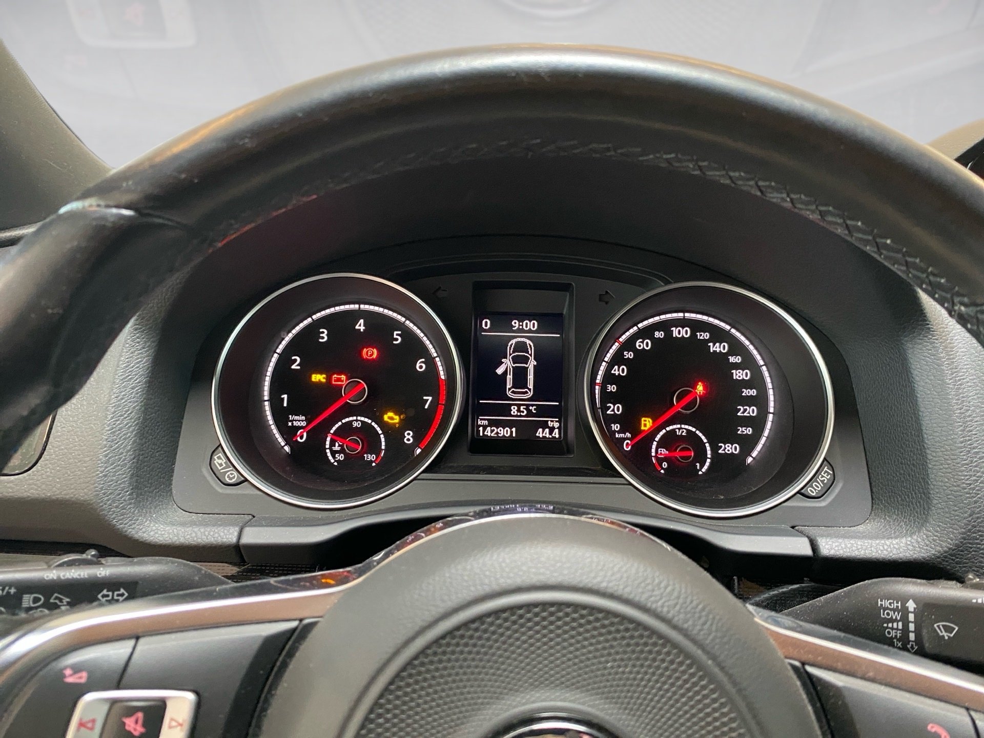 Scirocco SOUND Scirocco Sport BlueMotion Technology 2.0 l TSI 6-Gang