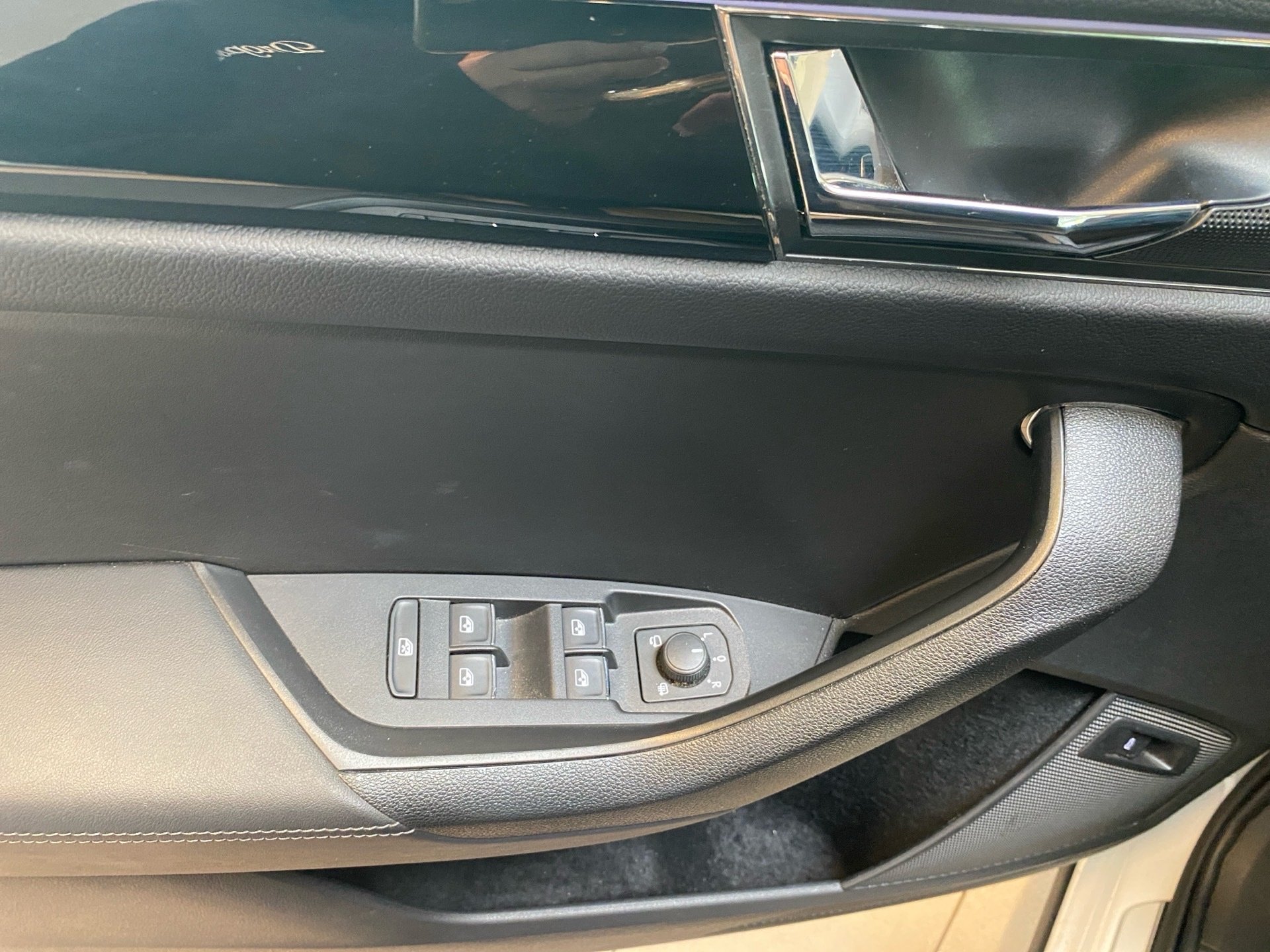 Kodiaq 2.0 TSI L&K 4x4 Stand.hz. Pano. RFK LED