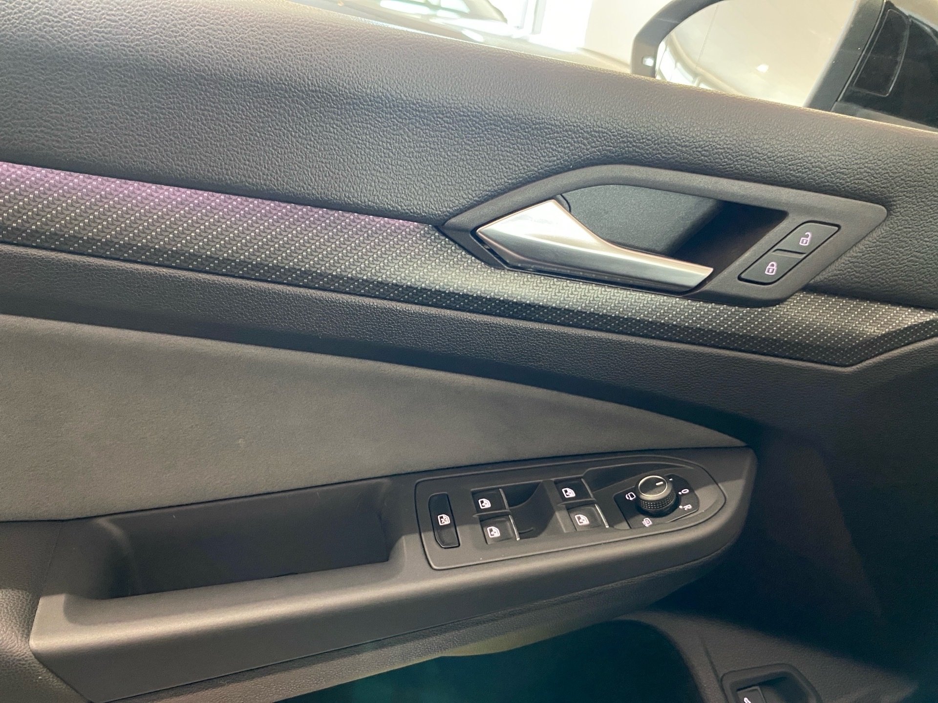Golf VIII Variant 2.0 TDI R-Line DSG Navi AHK RFK