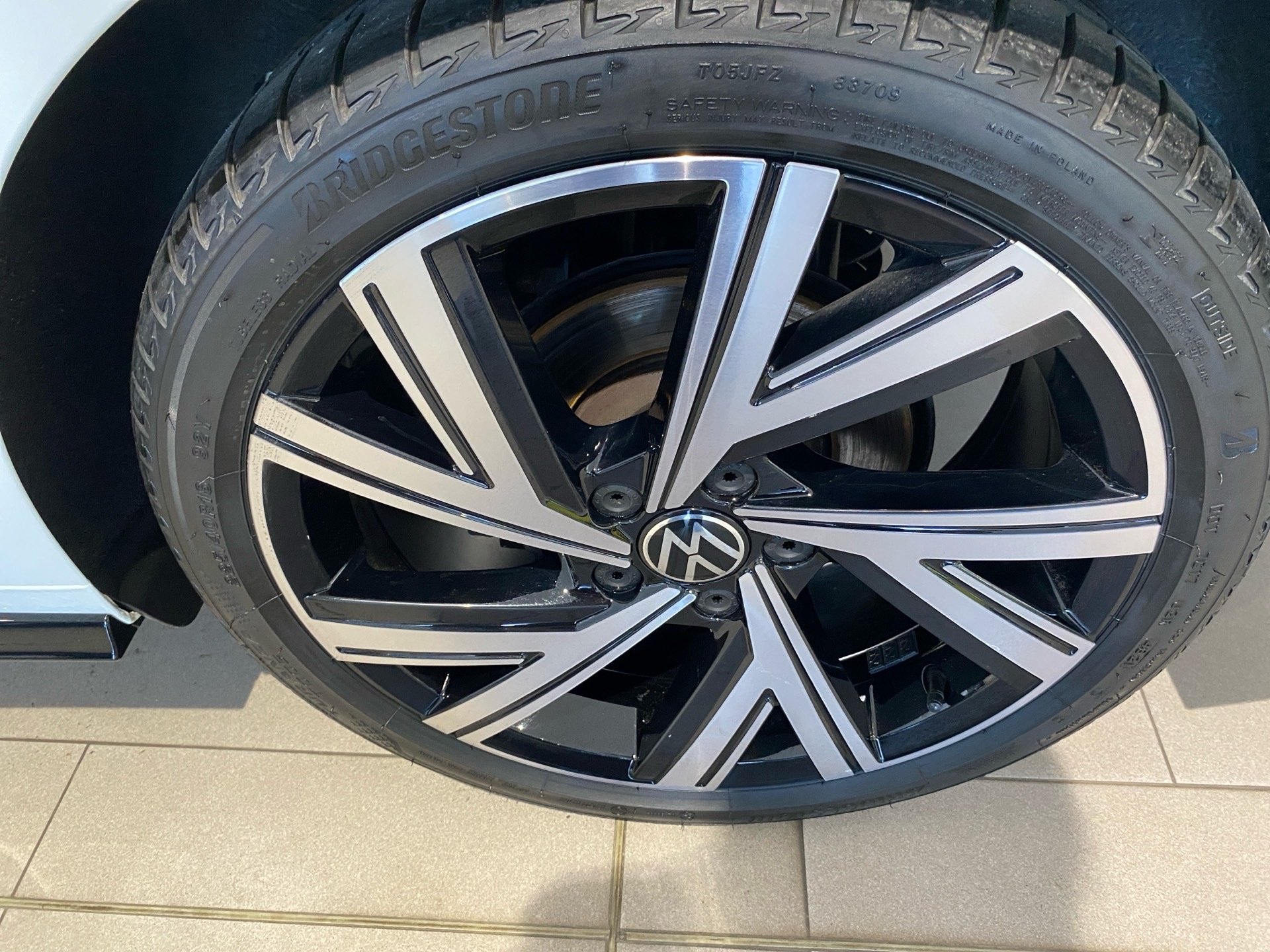 Golf VIII Variant 2.0 TDI R-Line DSG Navi AHK RFK