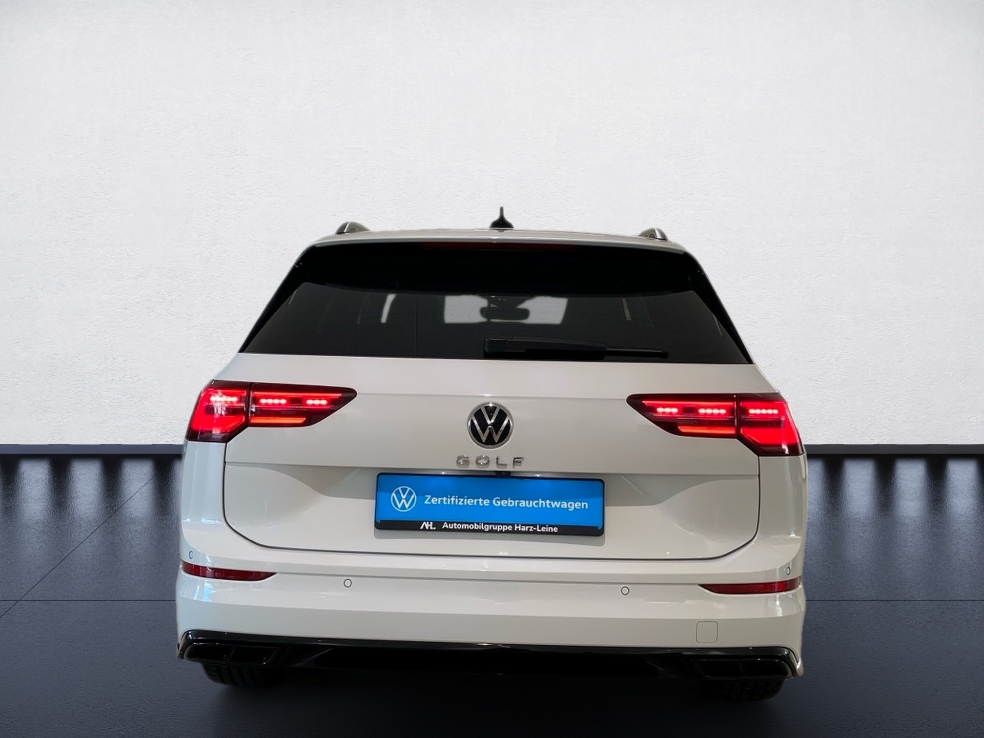 Golf VIII Variant 2.0 TDI R-Line DSG Navi AHK RFK
