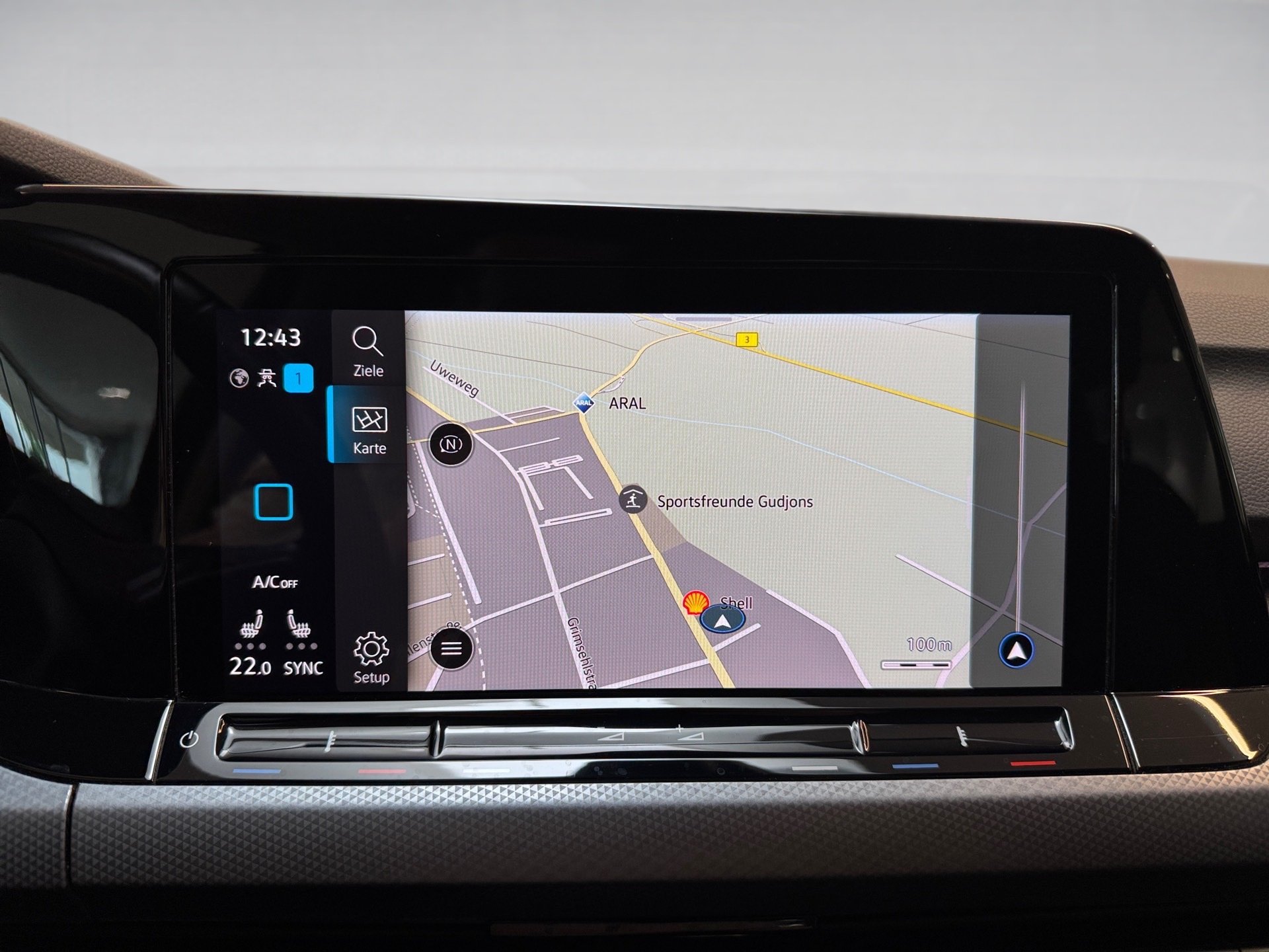 Golf VIII 1.5 TSI Active AHK AppConnect LED Navi RFK