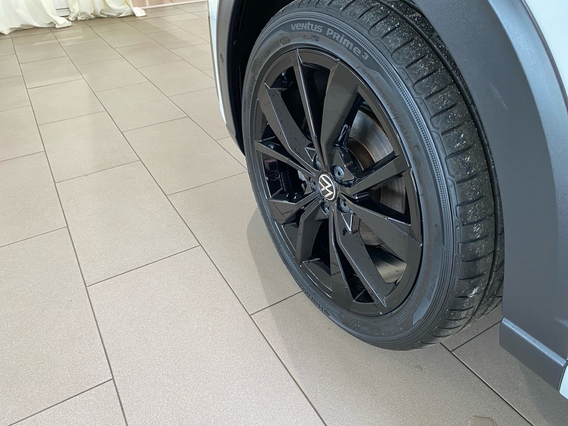 Taigo 1.5 TSI R-Line AHK IQ.Light DSG RFK Navi