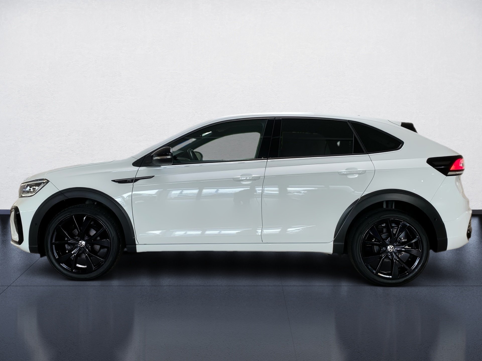 Taigo 1.5 TSI R-Line AHK IQ.Light DSG RFK Navi