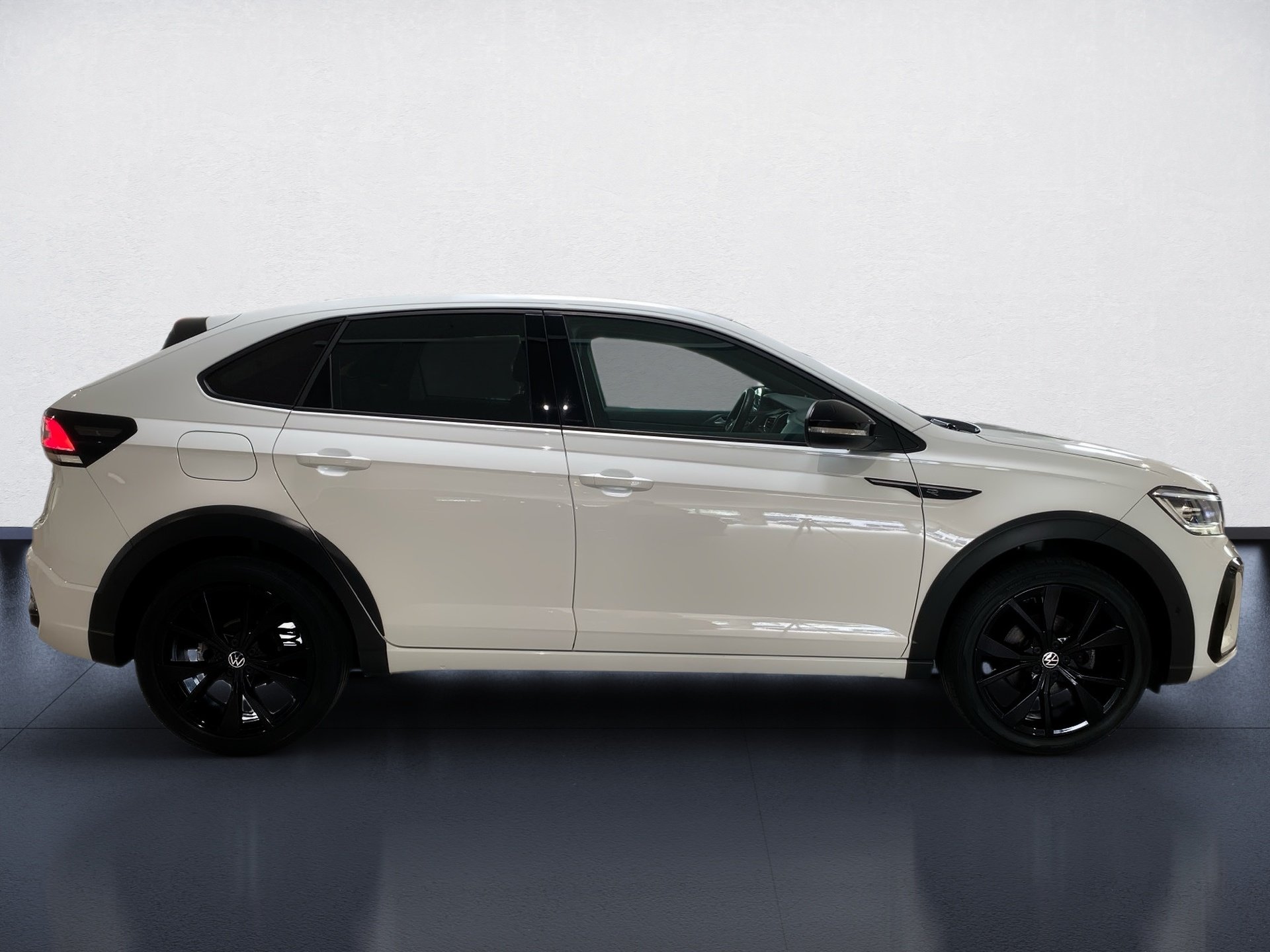 Taigo 1.5 TSI R-Line AHK IQ.Light DSG RFK Navi