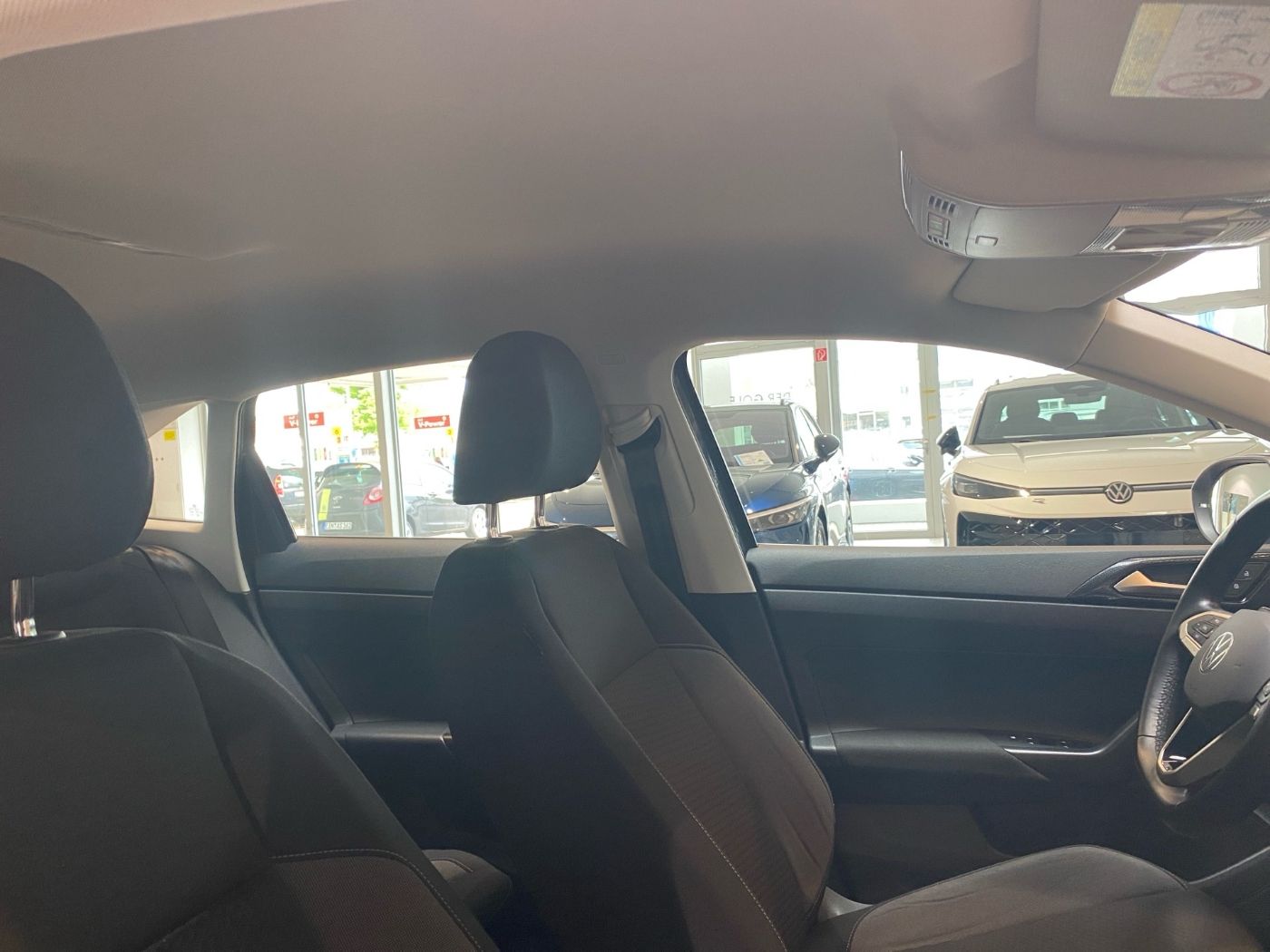 Taigo 1.0 TSI Life DSG IQ.Light AHK SHZ 2xKlima
