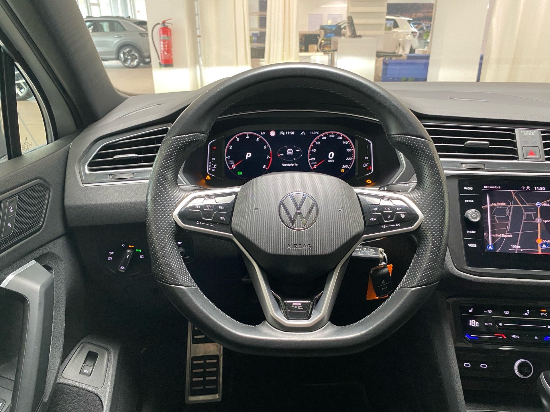 Tiguan 1.5 TSI R-Line BlackStyle AHK IQ.Light RFK