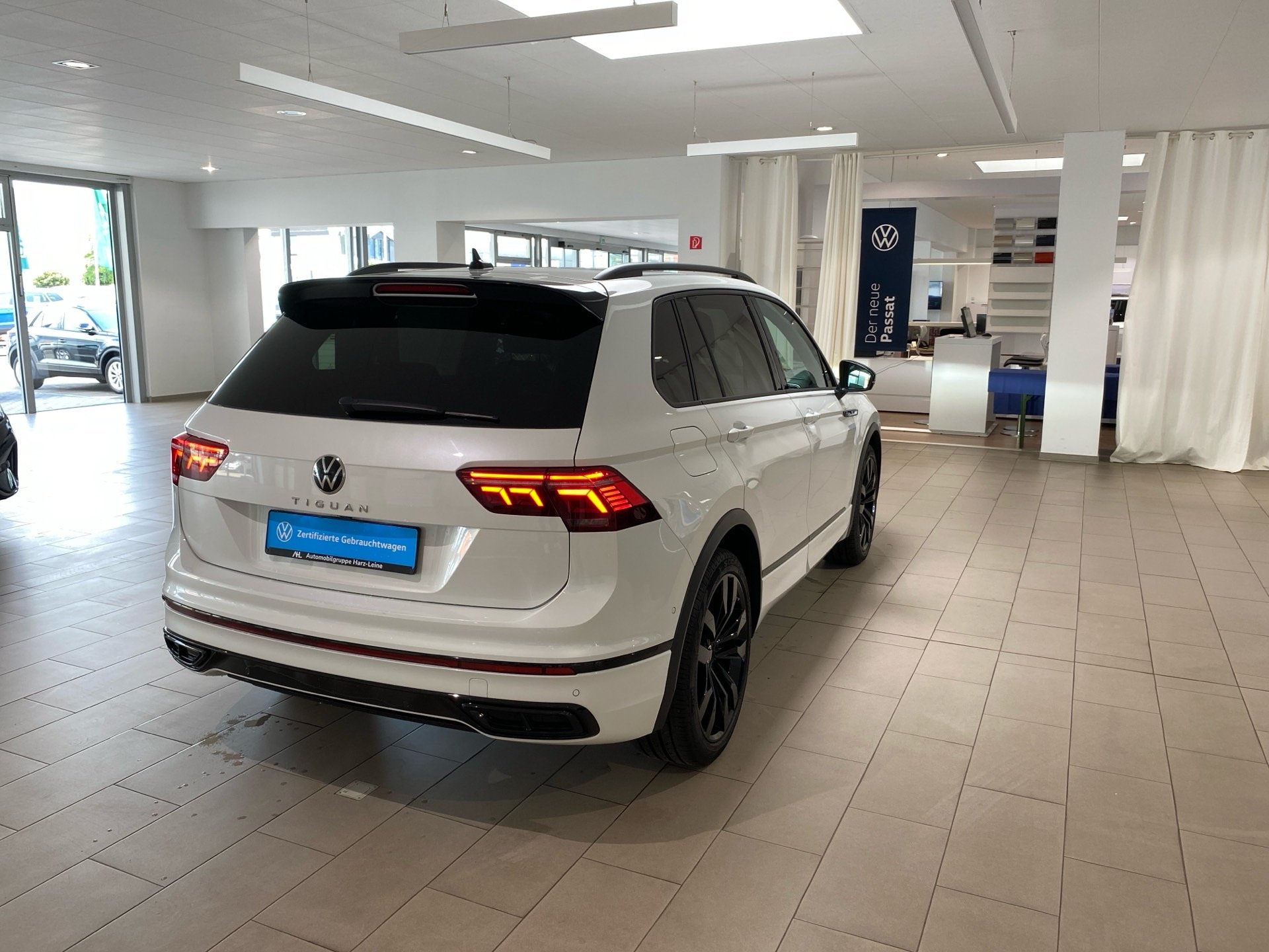 Tiguan 1.5 TSI R-Line BlackStyle AHK IQ.Light RFK