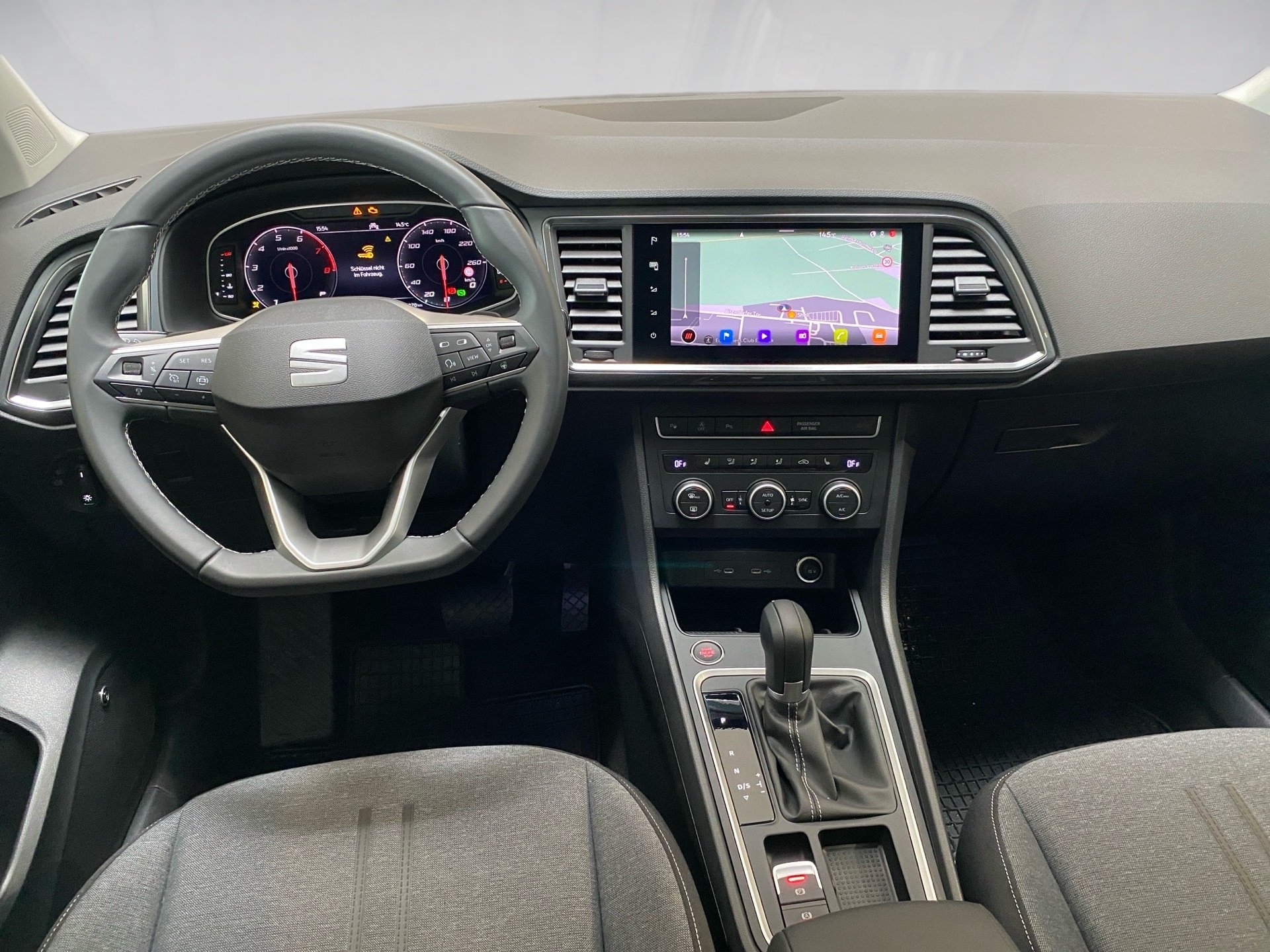 Ateca 1.5 TSI Style DSG AHK LED Navi RFK PDC ACC