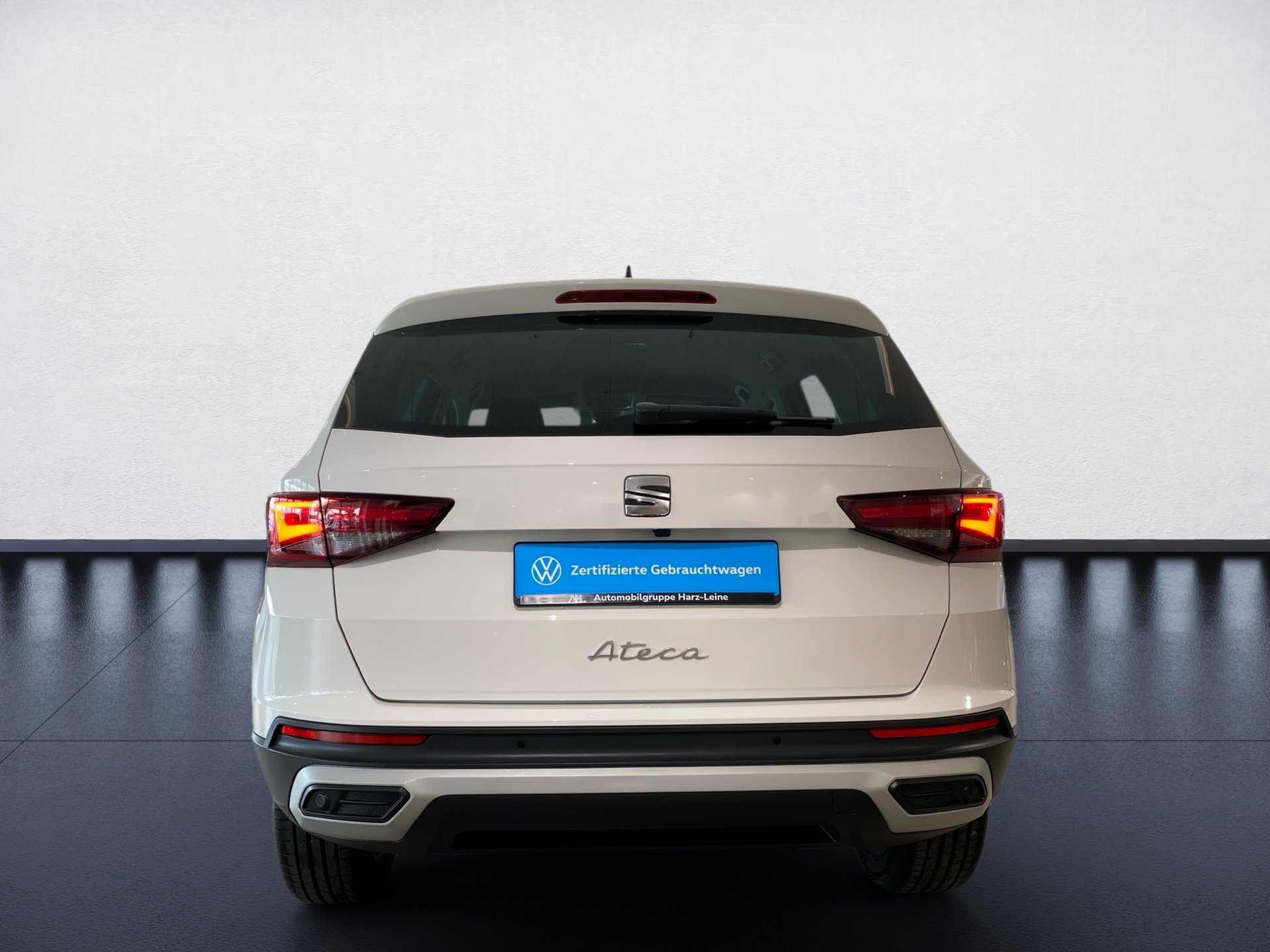 Ateca 1.5 TSI Style DSG AHK LED Navi RFK PDC ACC
