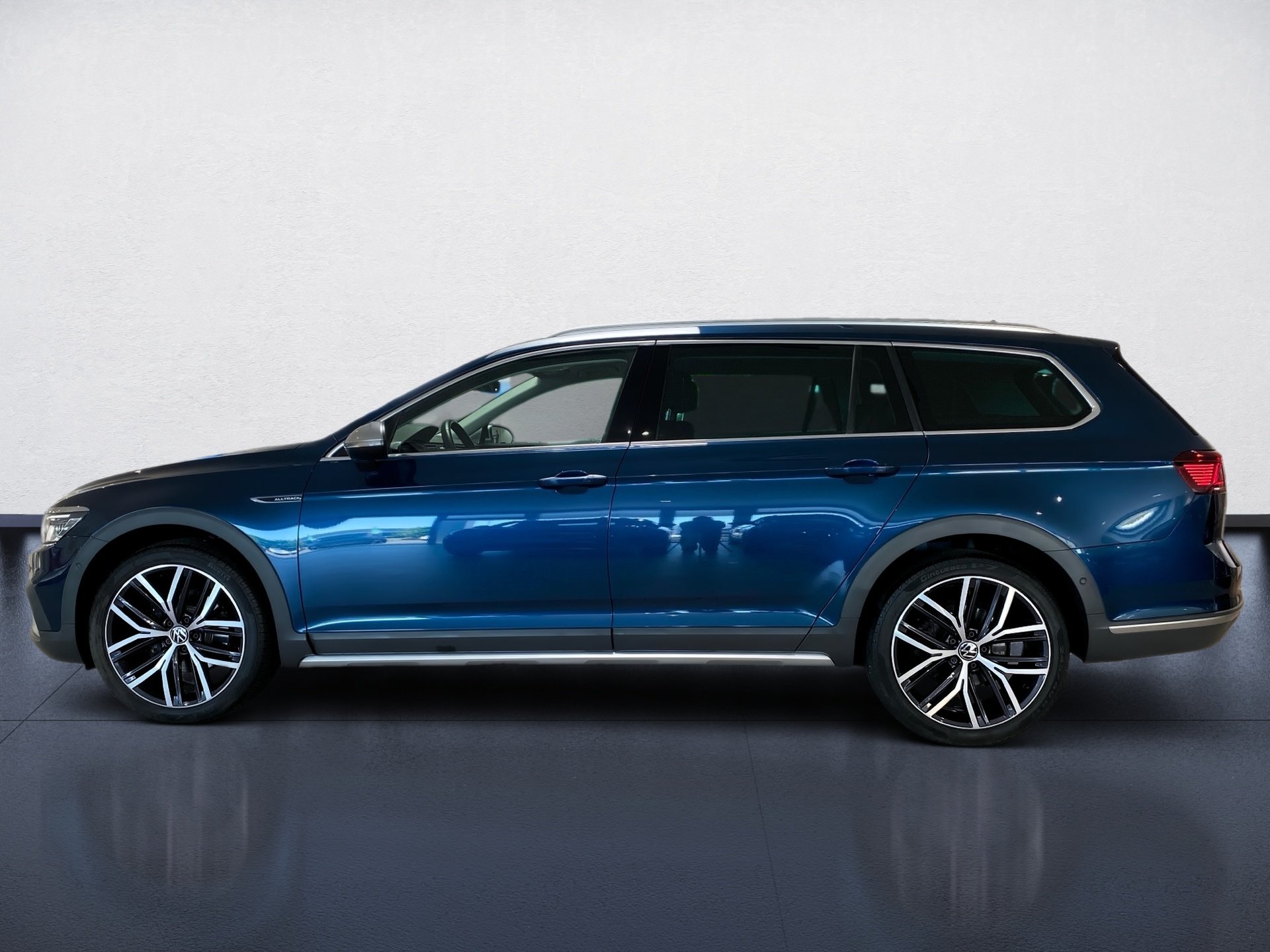 Passat Alltrack Variant 2.0 TDI 4M DSG RFK AHK Navi