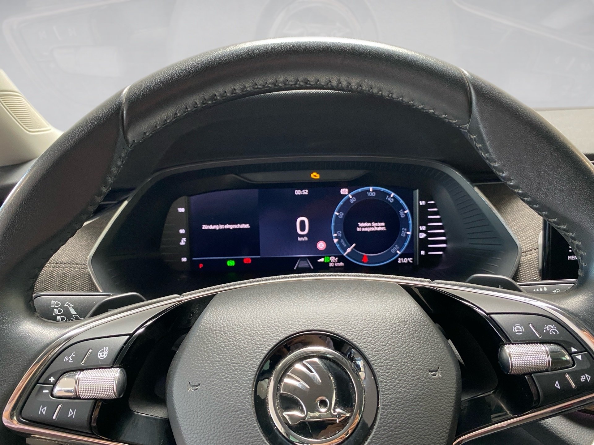 Octavia Combi 2.0 TDI Scout 4x4 DSG AHK HuD LED Navi