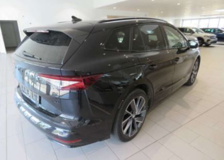 Enyaq 80 Sportline AHK PDC LED Navi Matrix Panorama