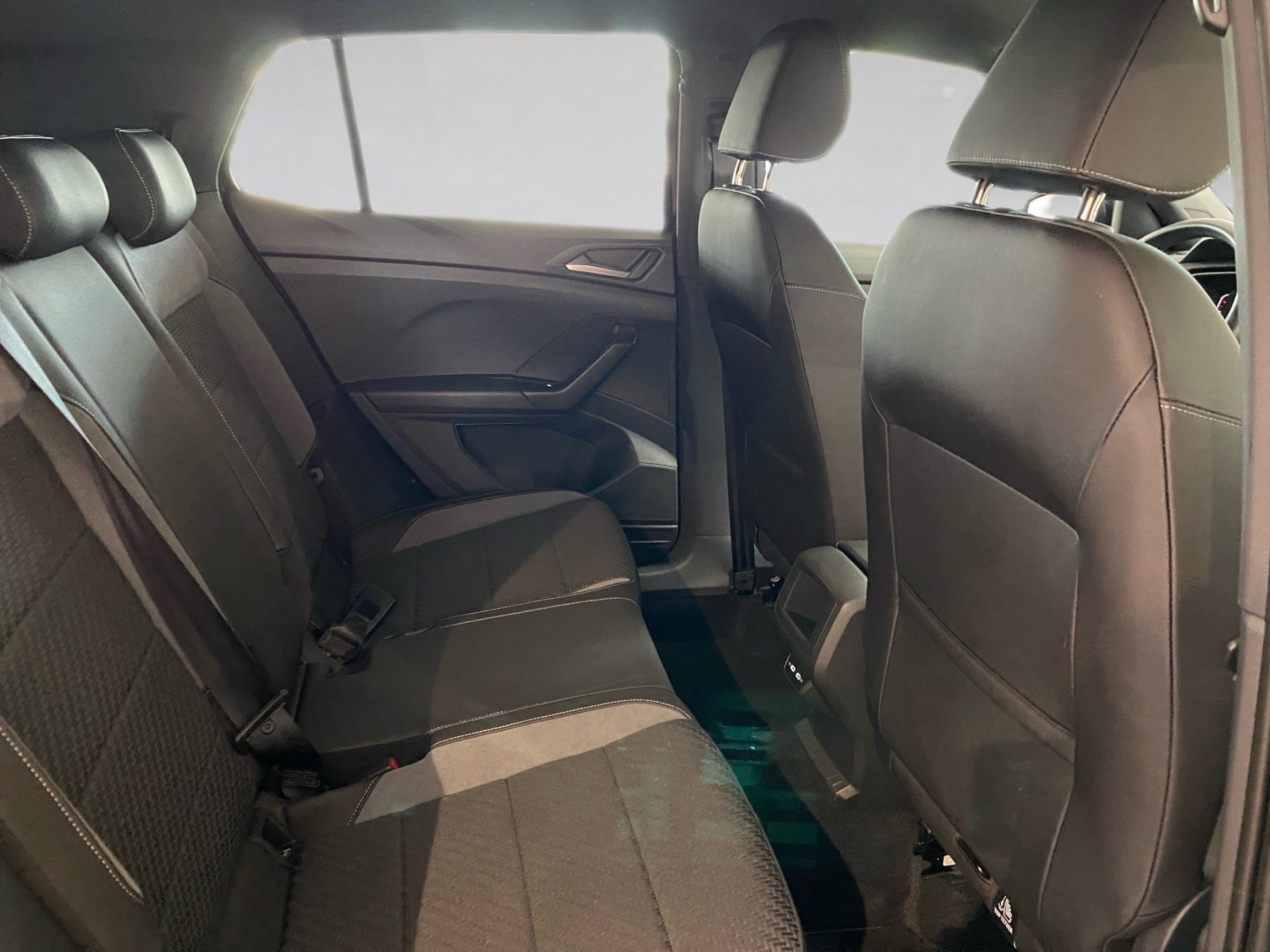 T-Cross 1.0 TSI R-Line DSG LED RFK Navi ACC PDC
