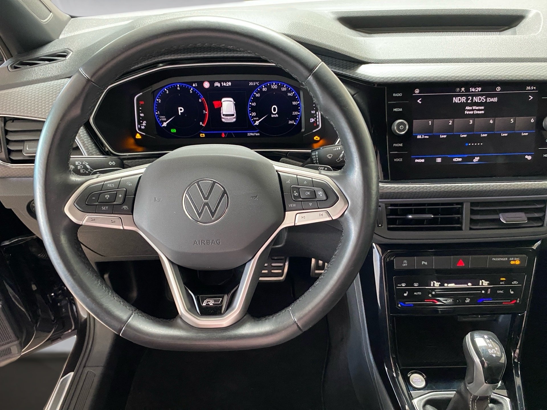 T-Cross 1.0 TSI R-Line DSG LED RFK Navi ACC PDC