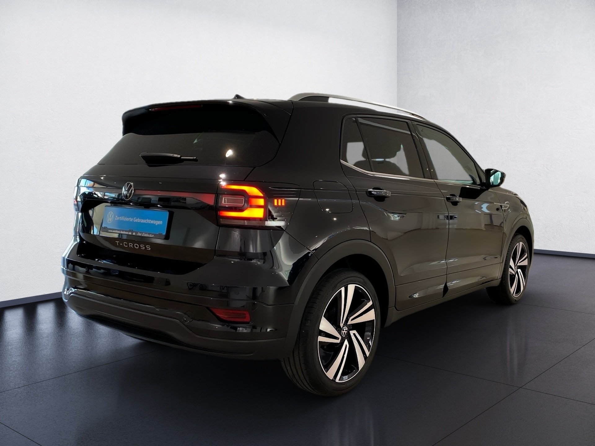 T-Cross 1.0 TSI R-Line DSG LED RFK Navi ACC PDC