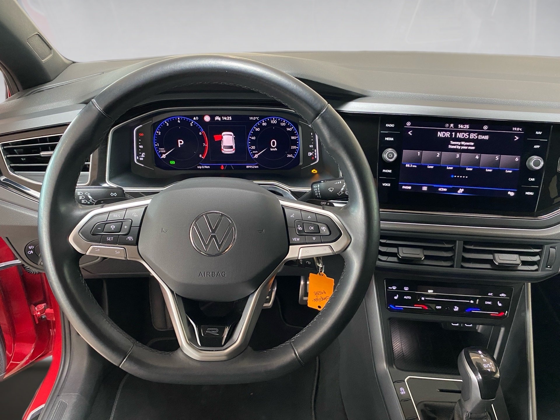 Polo 1.0 TSI R-Line DSG IQ.Light Navi RFK ACC SD