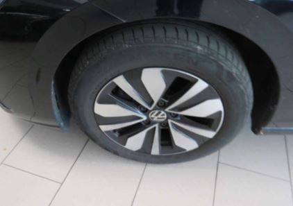 Golf VIII 2.0 TDI Move AHK Navi LED RFK Stand.hz.