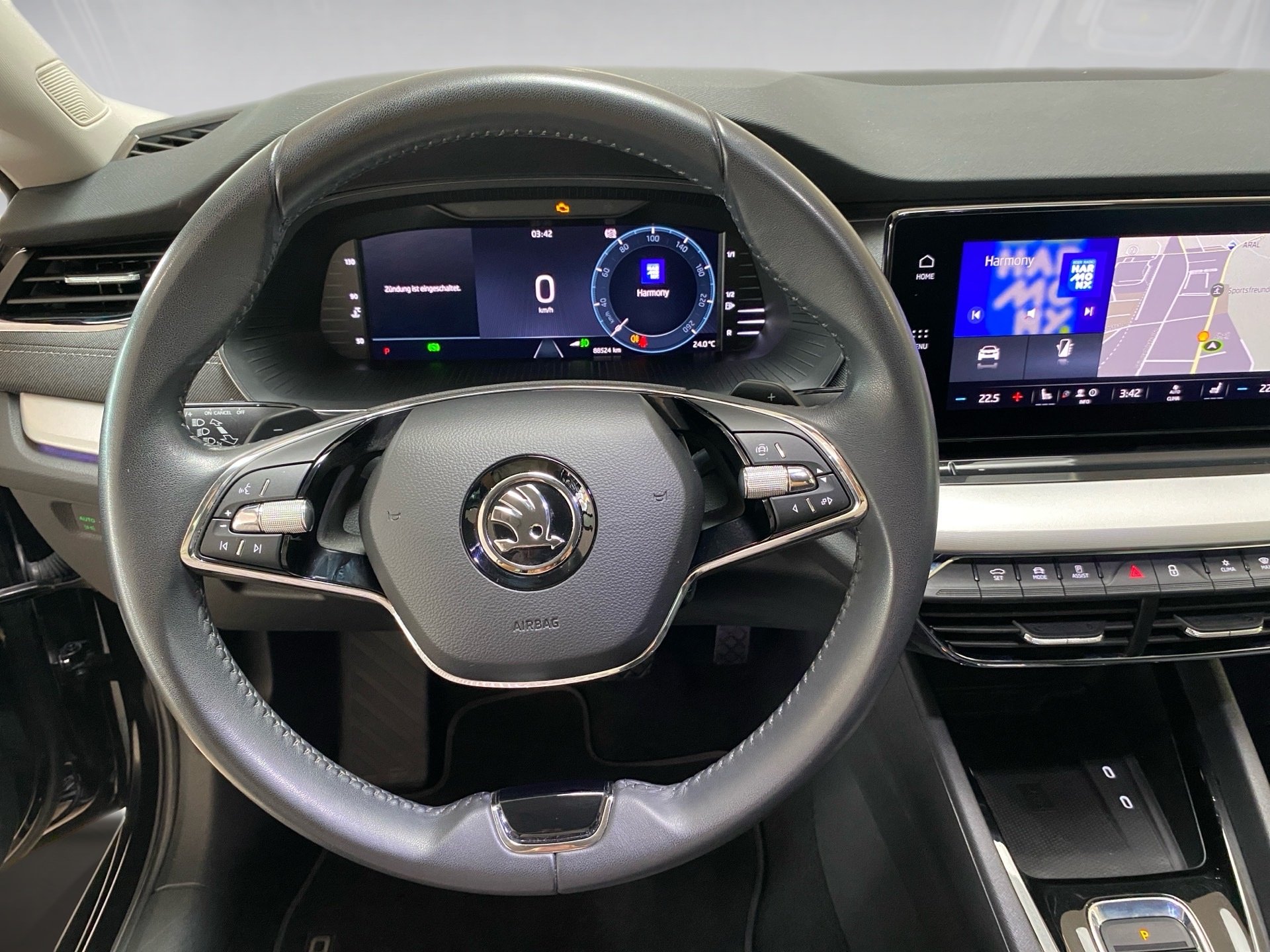 Octavia Combi 2.0 TDI Style DSG LED Navi 2xKlima