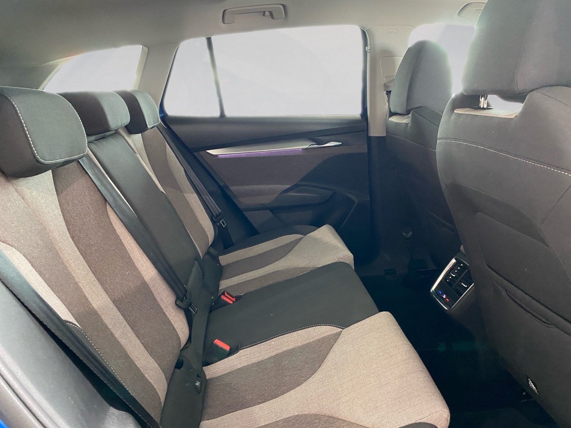 Enyaq iV 4x4 Panorama RFK AHK Matrix Navi ACC LM