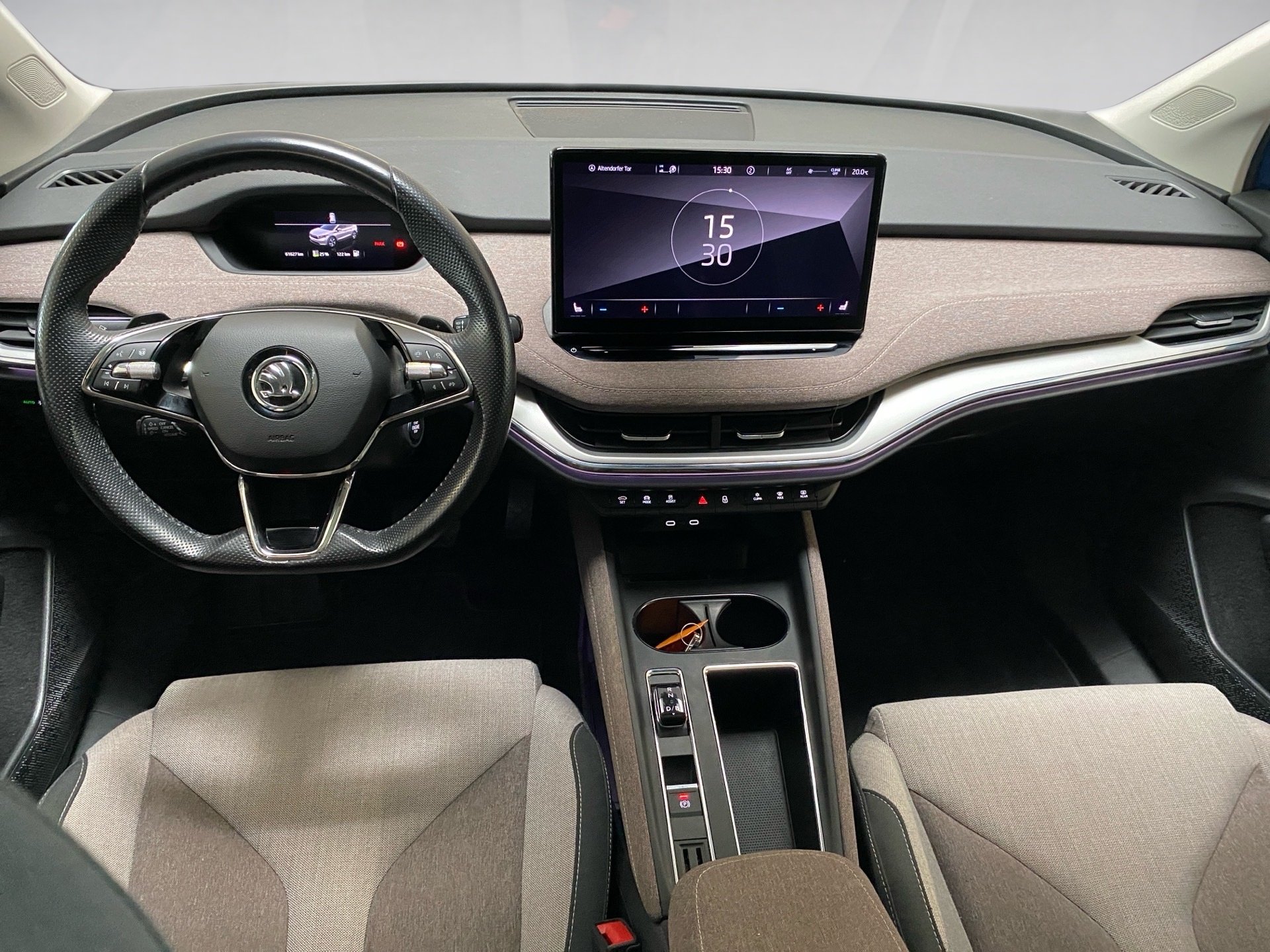 Enyaq iV 4x4 Panorama RFK AHK Matrix Navi ACC LM