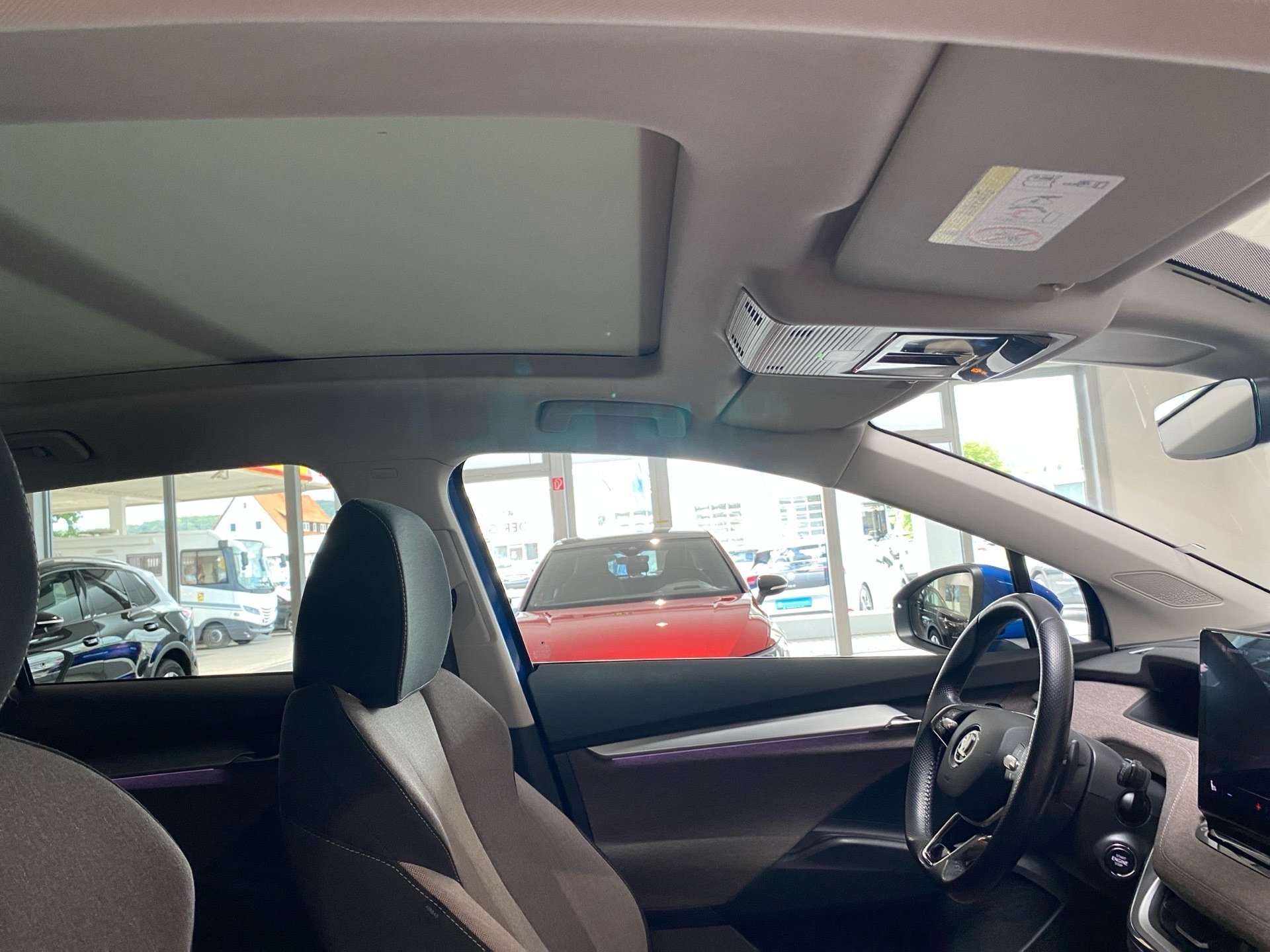 Enyaq iV 4x4 Panorama RFK AHK Matrix Navi ACC LM