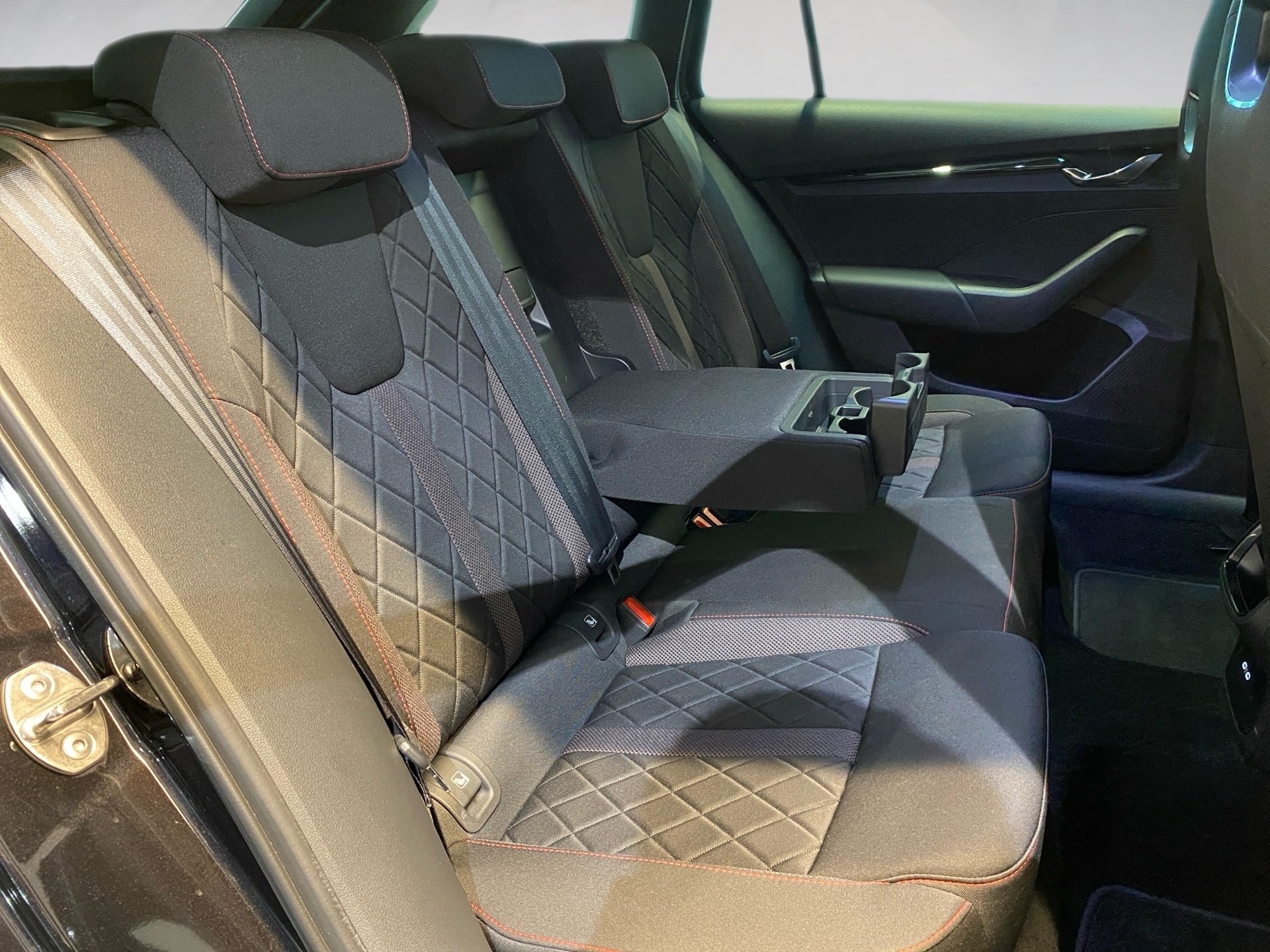 Octavia Combi 2.0 TDI RS DSG SmartLink HuD Navi LED
