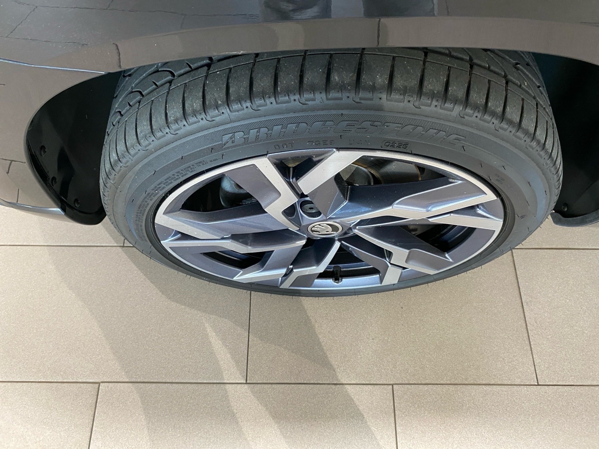 Karoq 2.0 TDI Sportline 4x4 DSG AHK RFK Navi LED