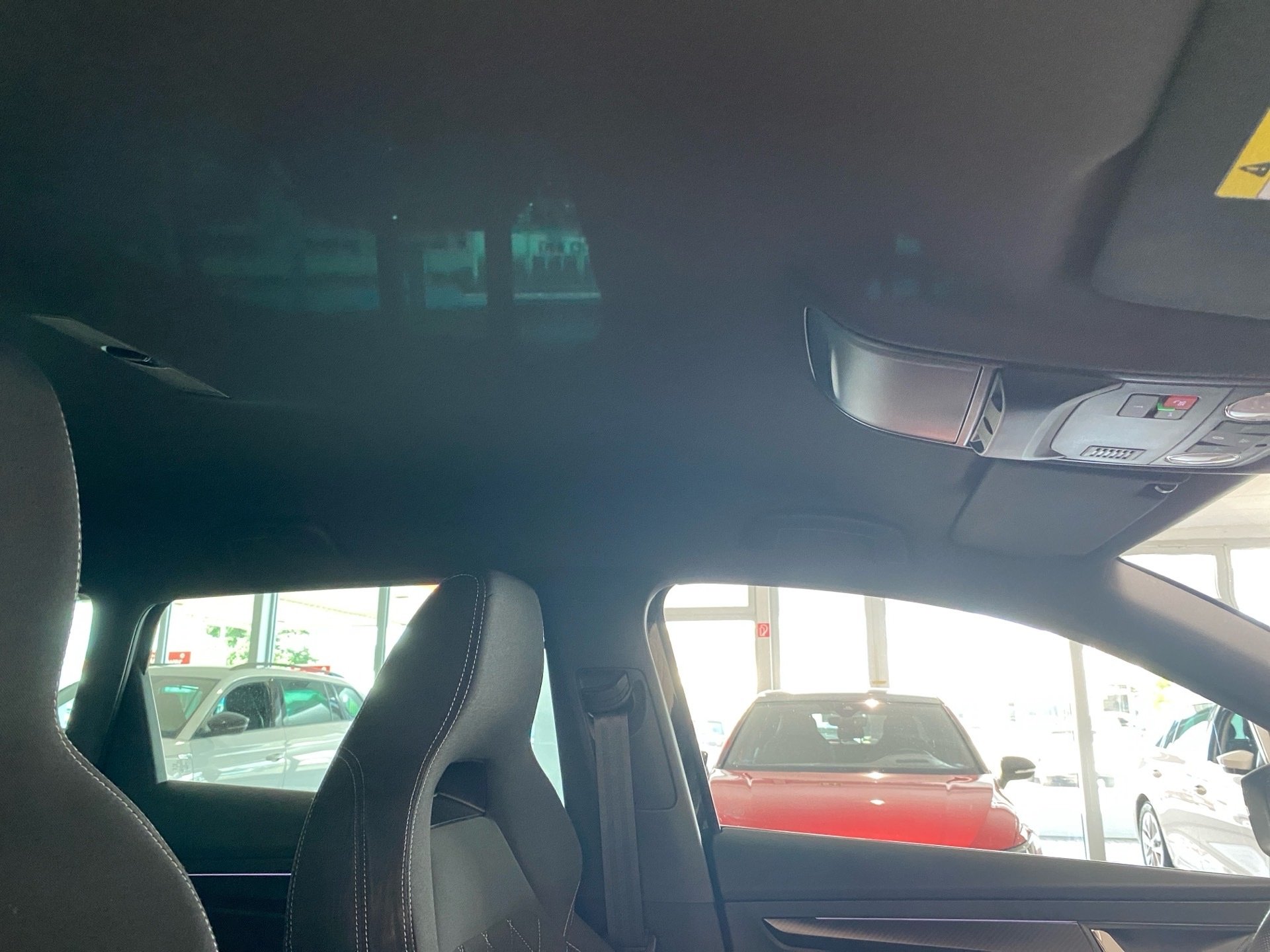 Karoq 2.0 TDI Sportline 4x4 DSG AHK RFK Navi LED
