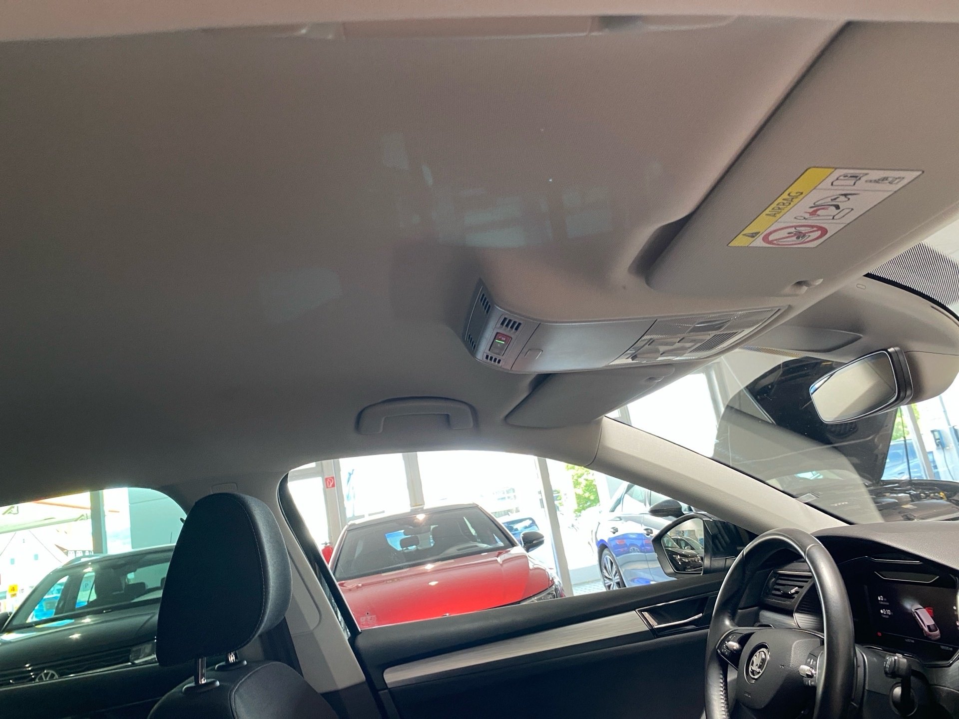 Superb Combi 2.0 TDI Ambition DSG Navi SmartLink