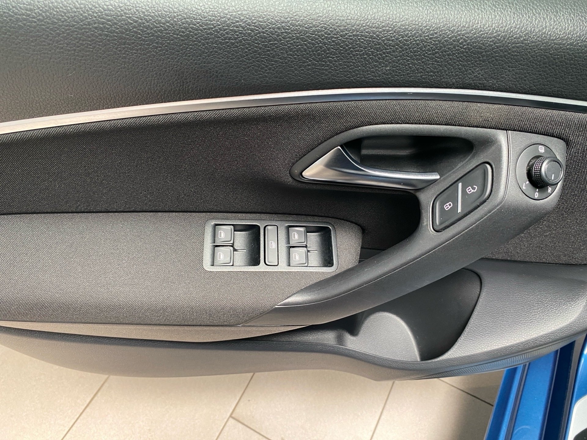 Polo 1.2 TSI Allstar PDC SHZ Klima KlimaA PDC
