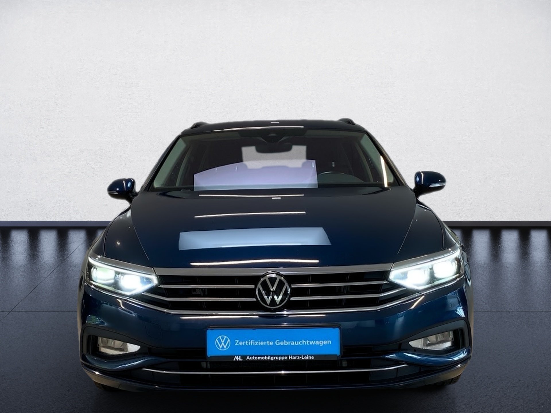 Passat Variant 2.0 TDI Business DSG AHK ACC IQ.Light Navi RFK