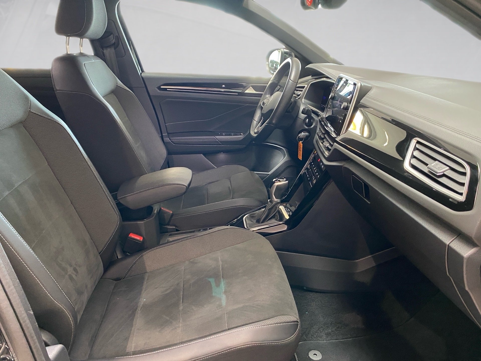 T-Roc 2.0 TDI R-Line DSG LED Navi PDC 2xKlima LM