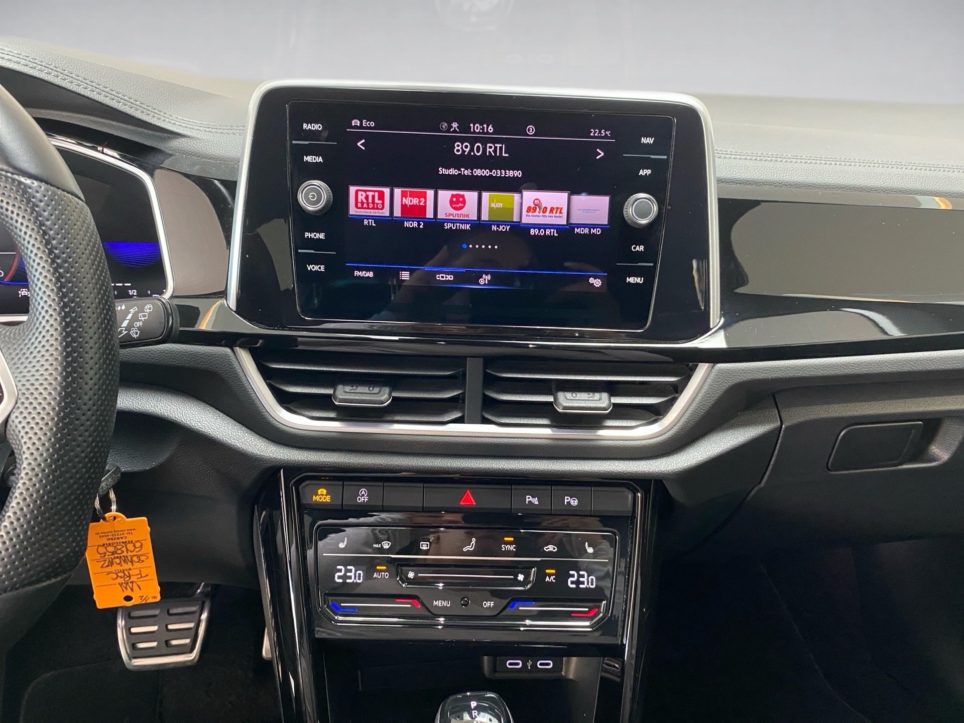 T-Roc 2.0 TDI R-Line DSG LED Navi PDC 2xKlima LM