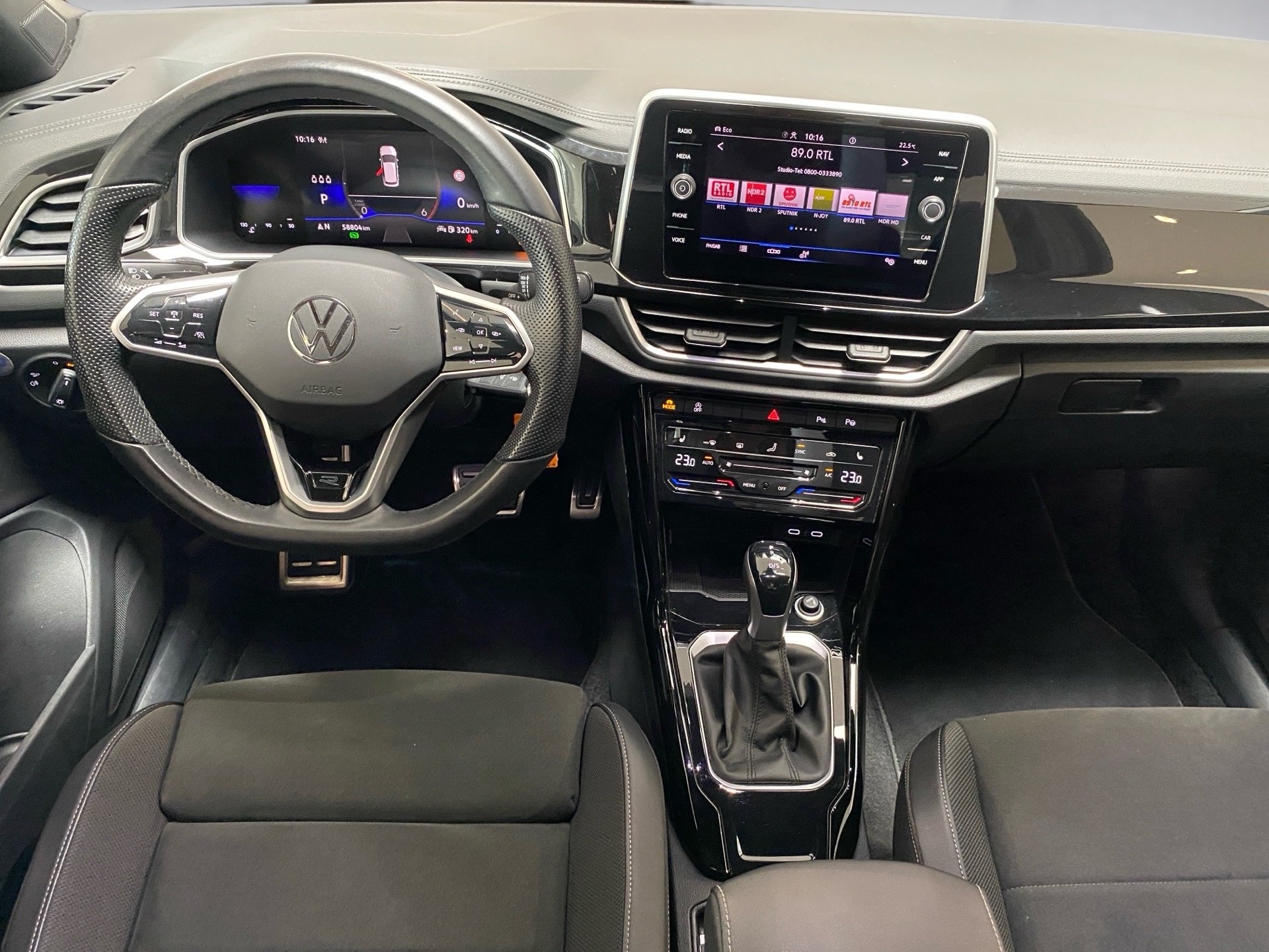 T-Roc 2.0 TDI R-Line DSG LED Navi PDC 2xKlima LM