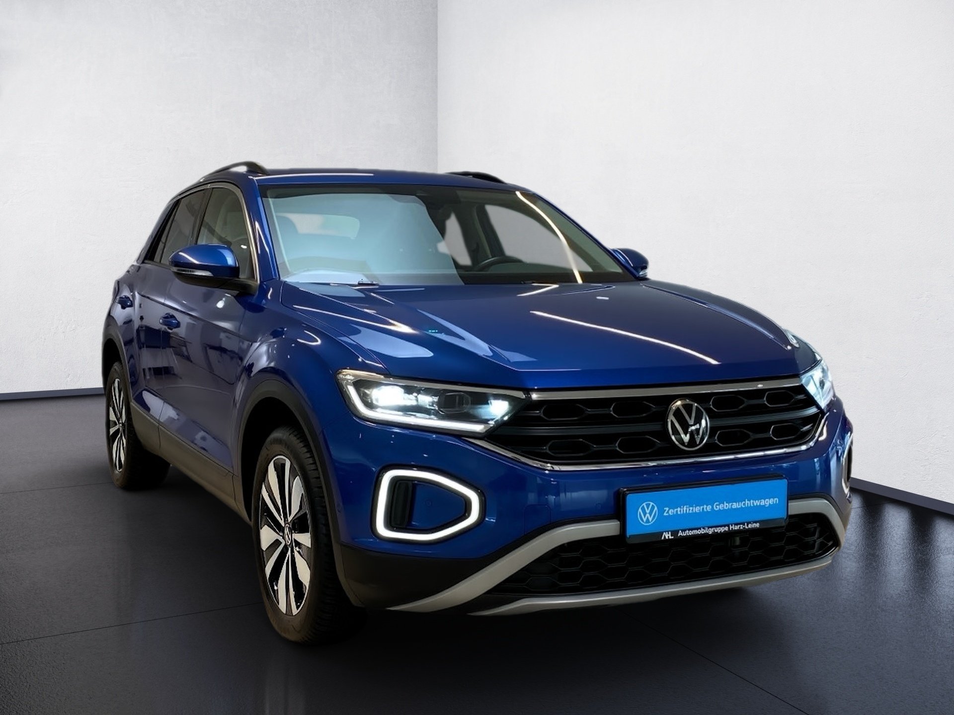 T-Roc 1.0 TSI Move DSG AHK ACC LED Navi 2xKlima