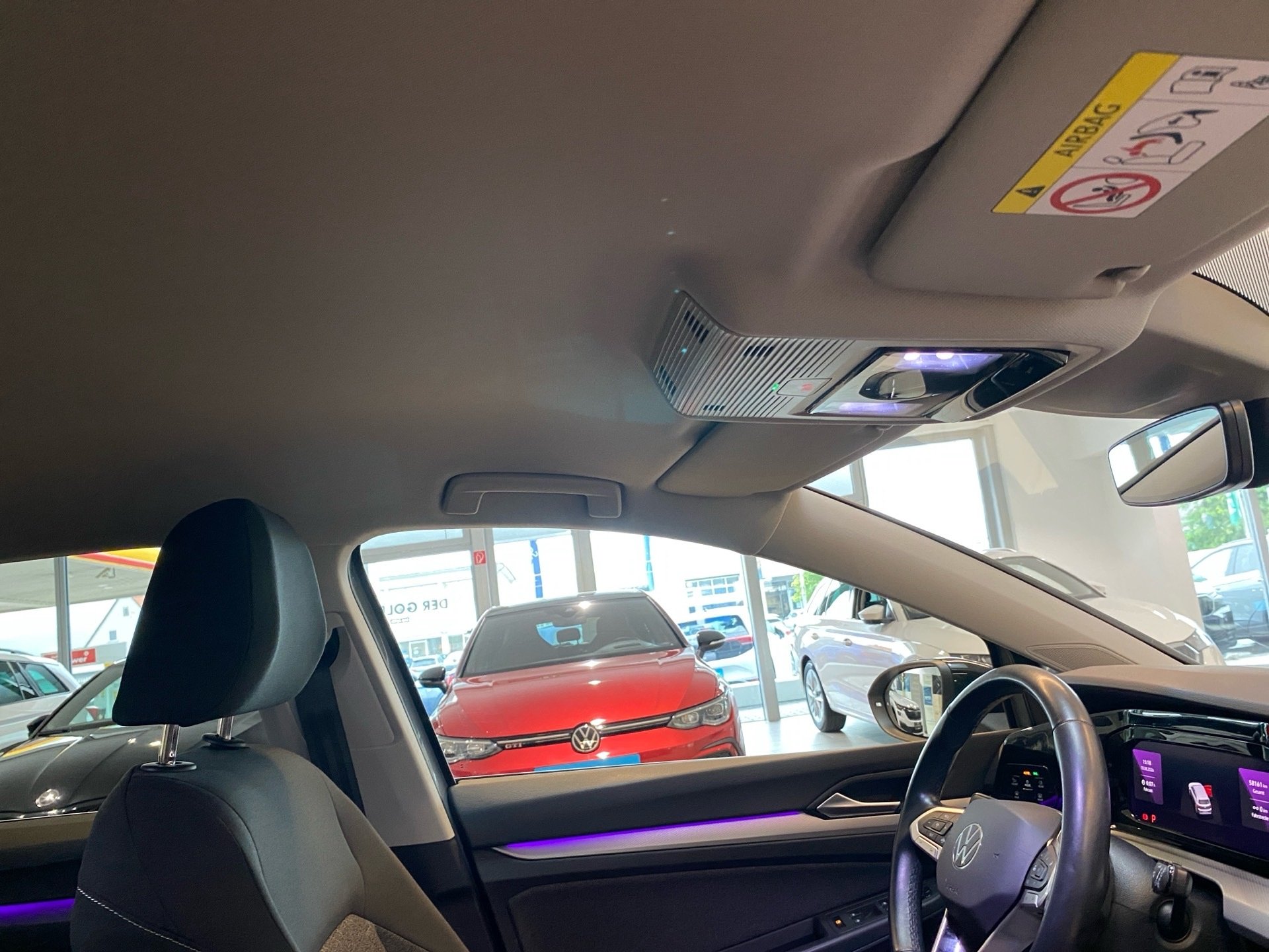 Golf VIII 1.5 eTSI Move DSG AHK ACC LED Navi ACC