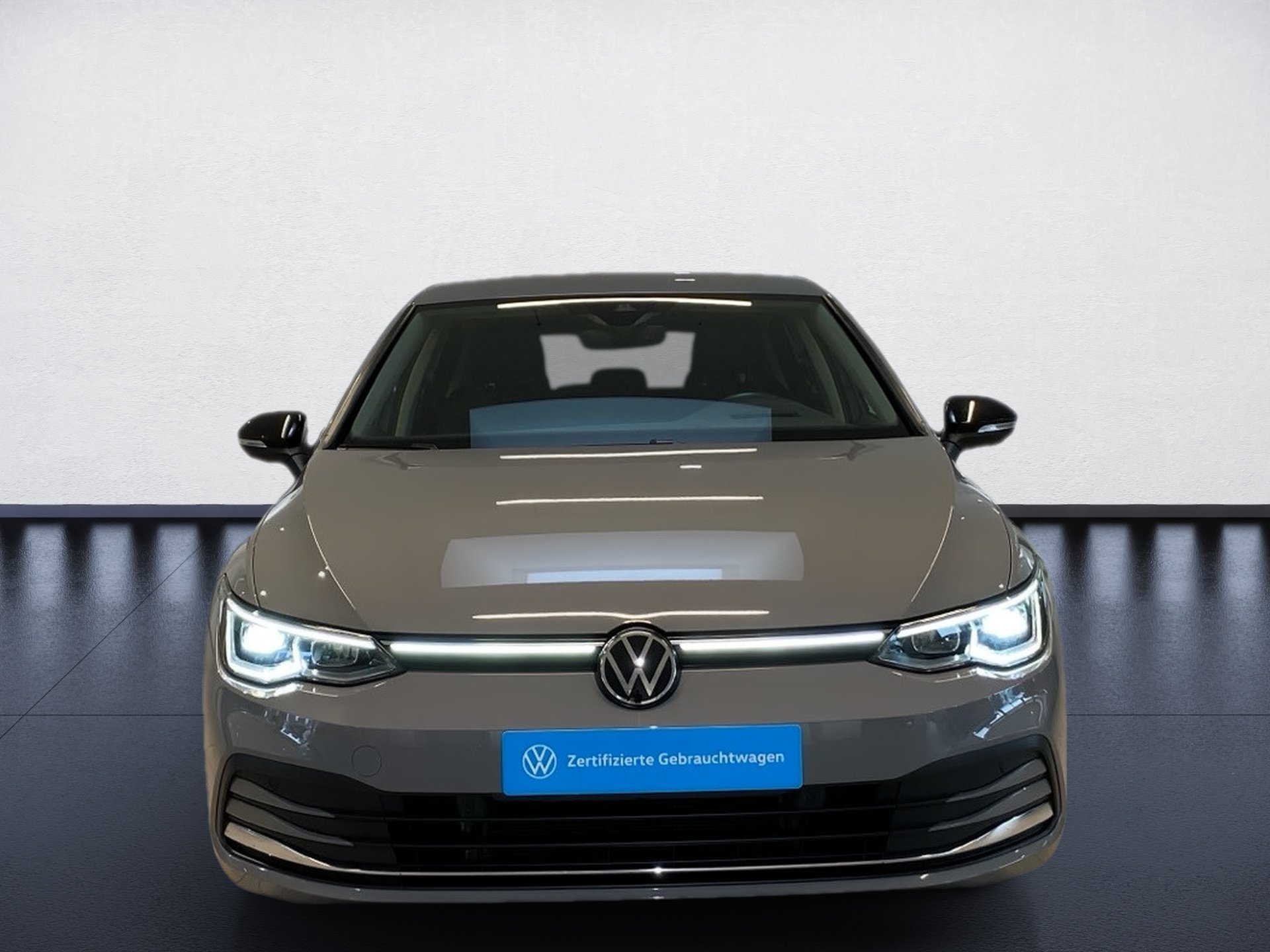 Golf VIII 1.5 eTSI Move DSG AHK ACC LED Navi ACC